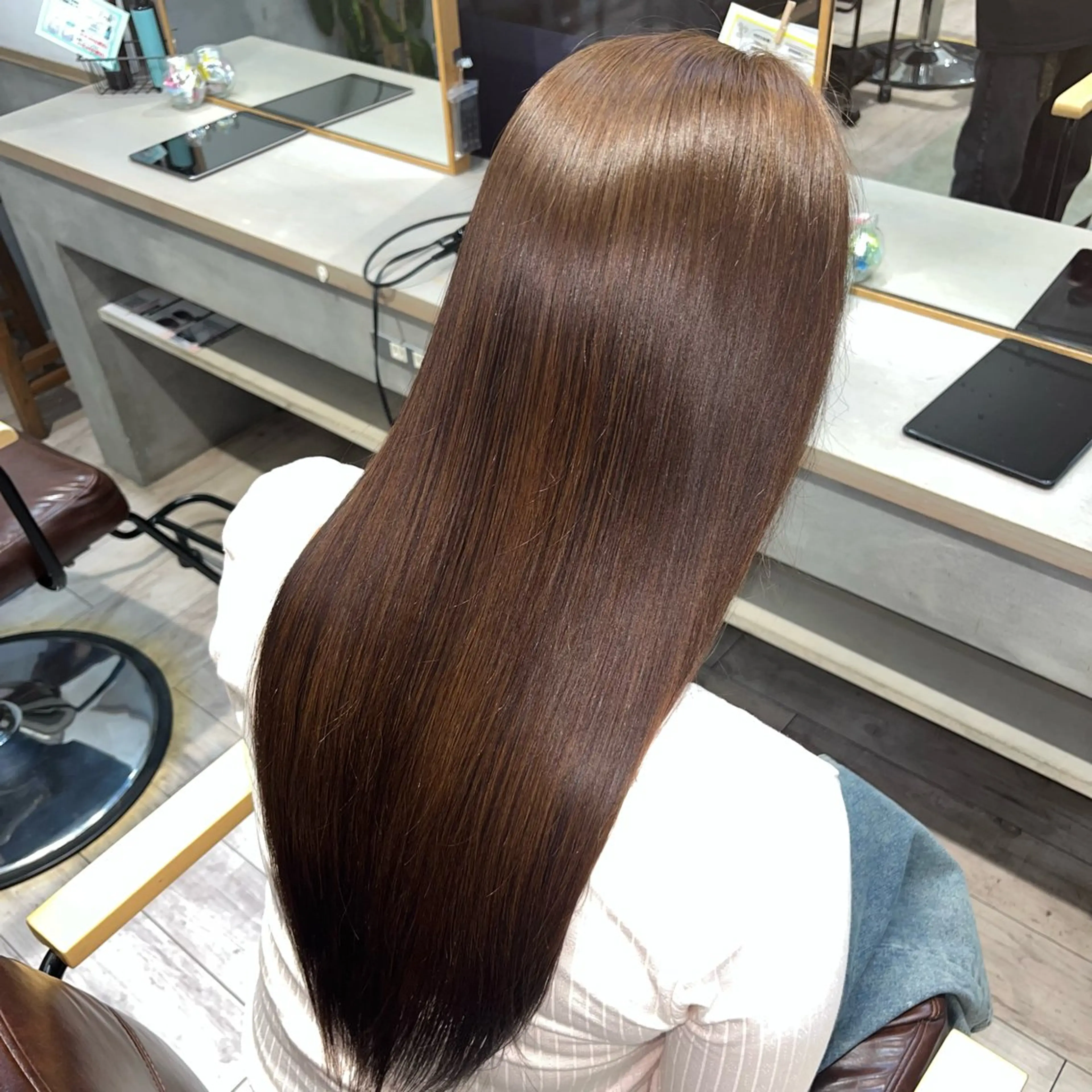 ロング カラー 縮毛矯正 箕輪 愛瑚のヘアスタイル