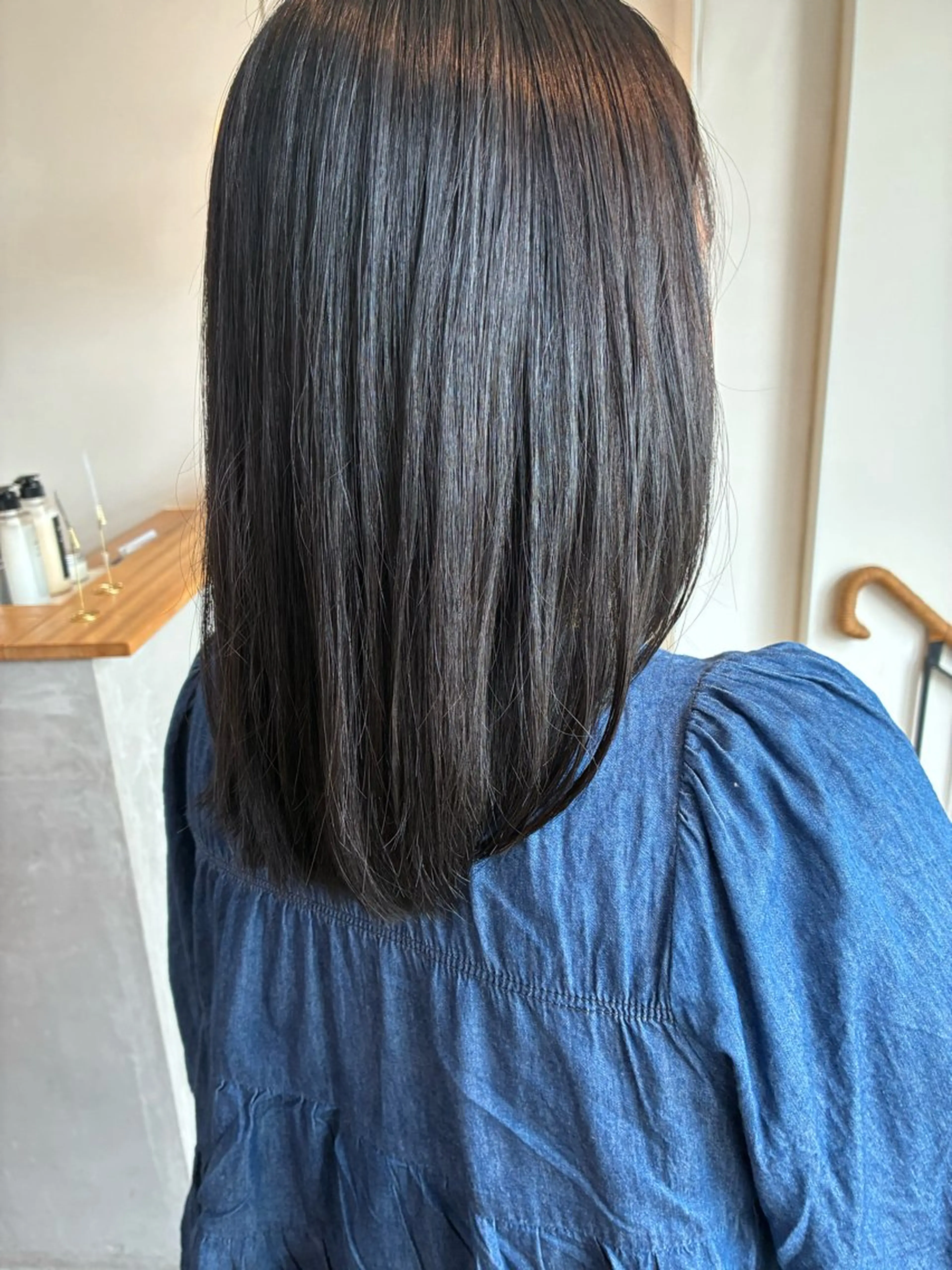 カラー 黒髪 ブルーカラー ブルーブラック お褒めの口コミ多数✨ 美髪カラー/浦本冴絵のヘアスタイル