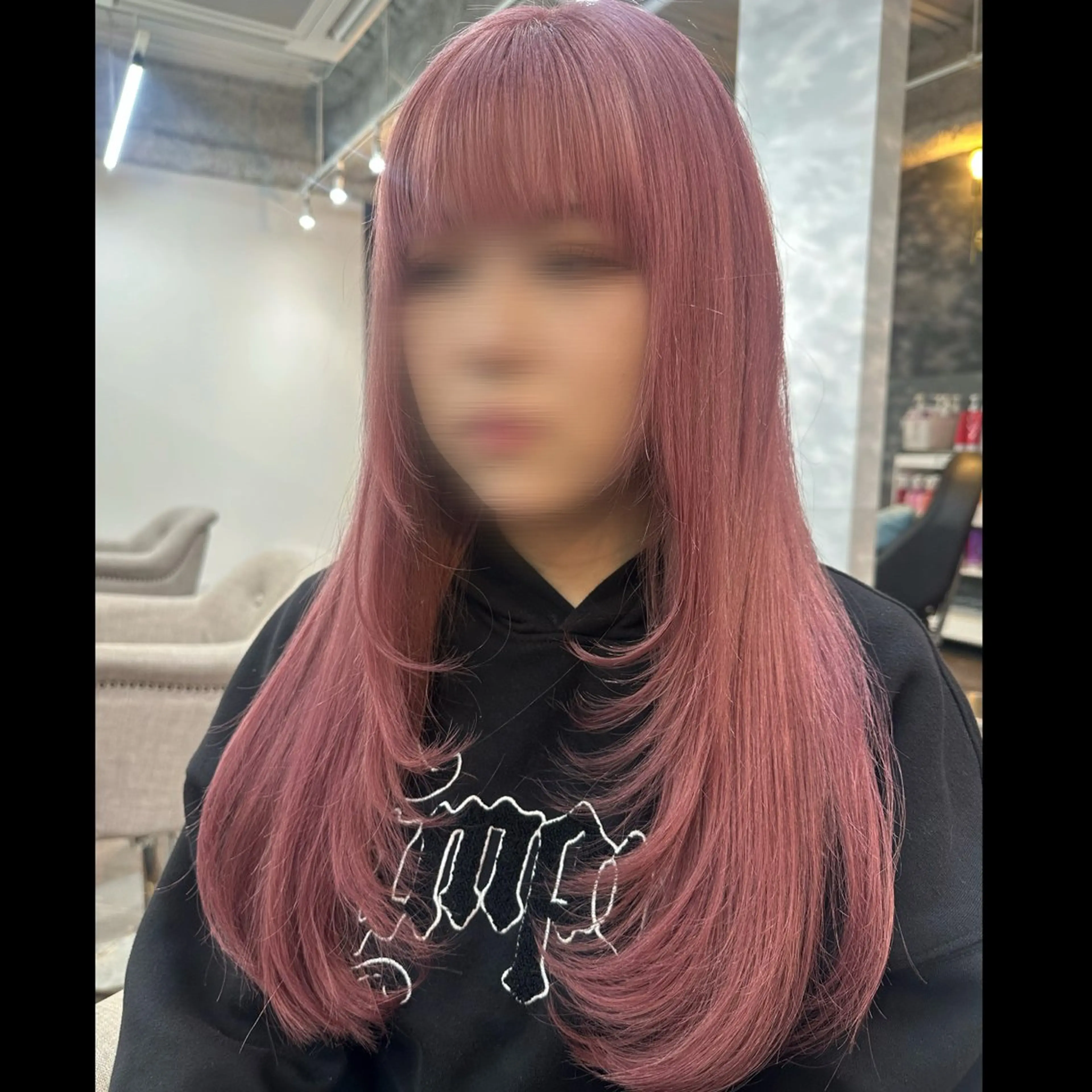 ロング カラー ヘアアレンジ ブリーチ カシス ピンクカラー ヘアカラー 🖤kana/艶髪/ 韓国風暗髪カラー🖤のヘアスタイル