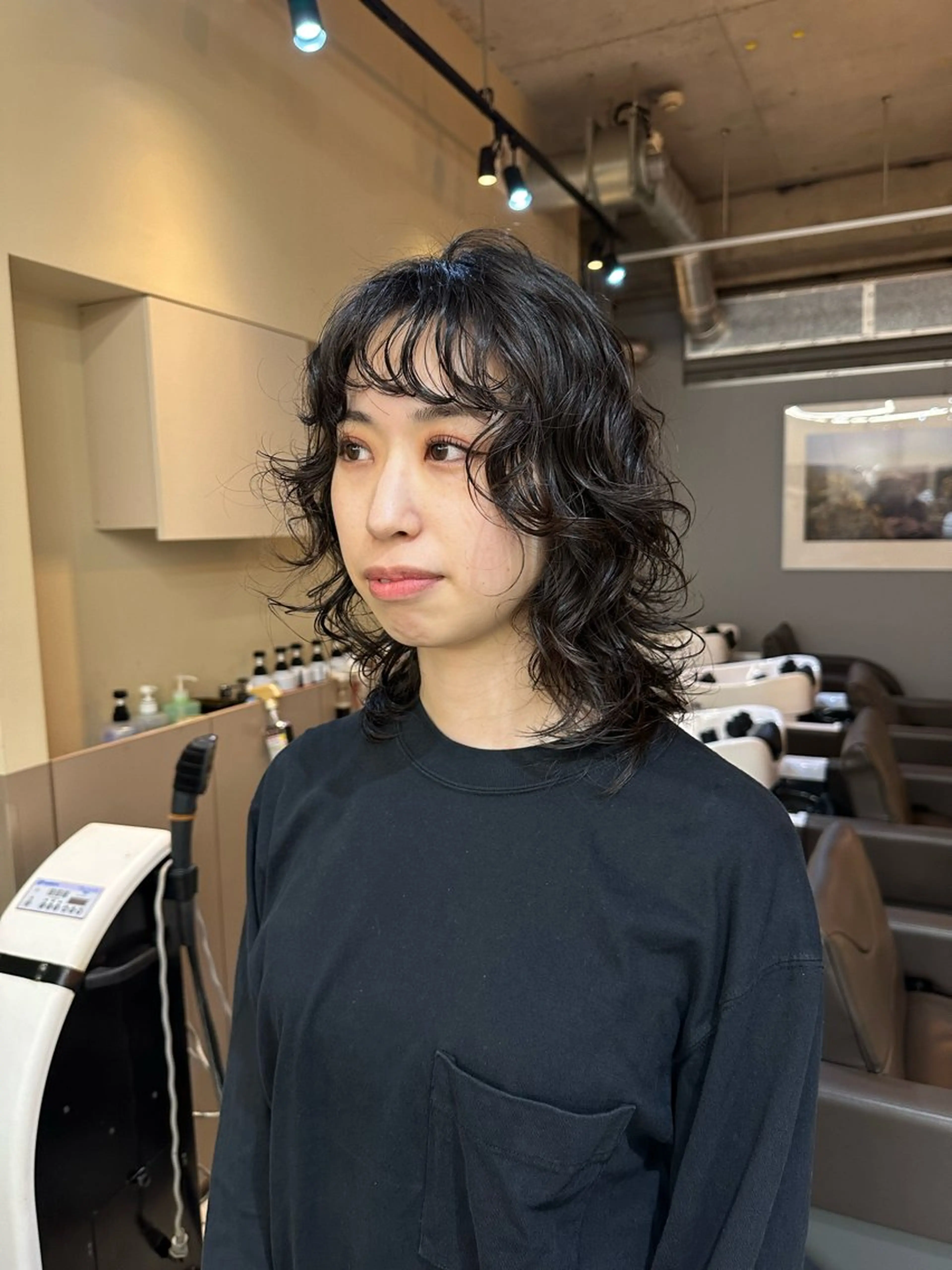 ミディアム パーマ ミディアムパーマ ウルフカット さとう あやかのヘアスタイル