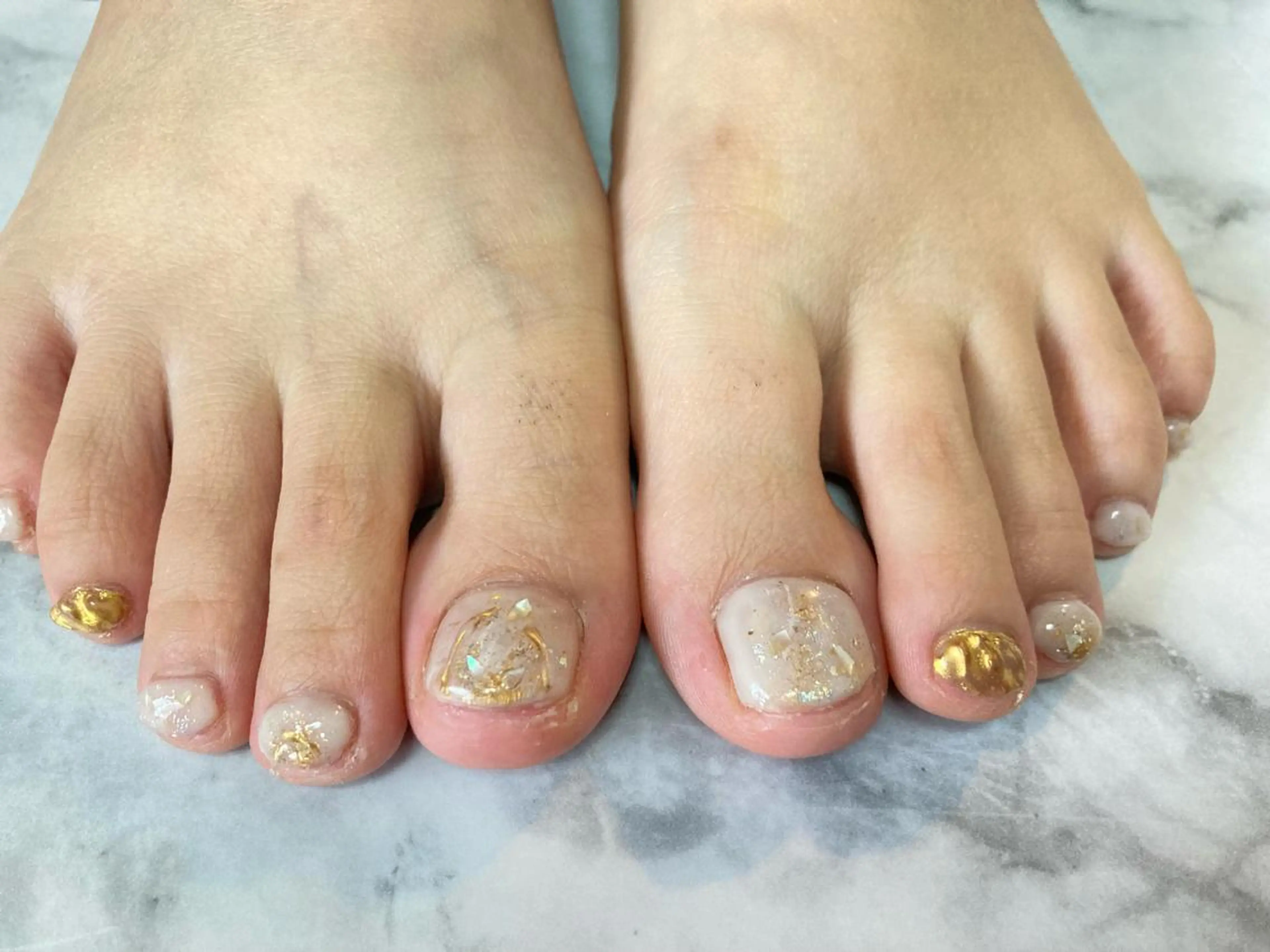 ネイル フットネイル ecrin (エクラン)のネイルデザイン