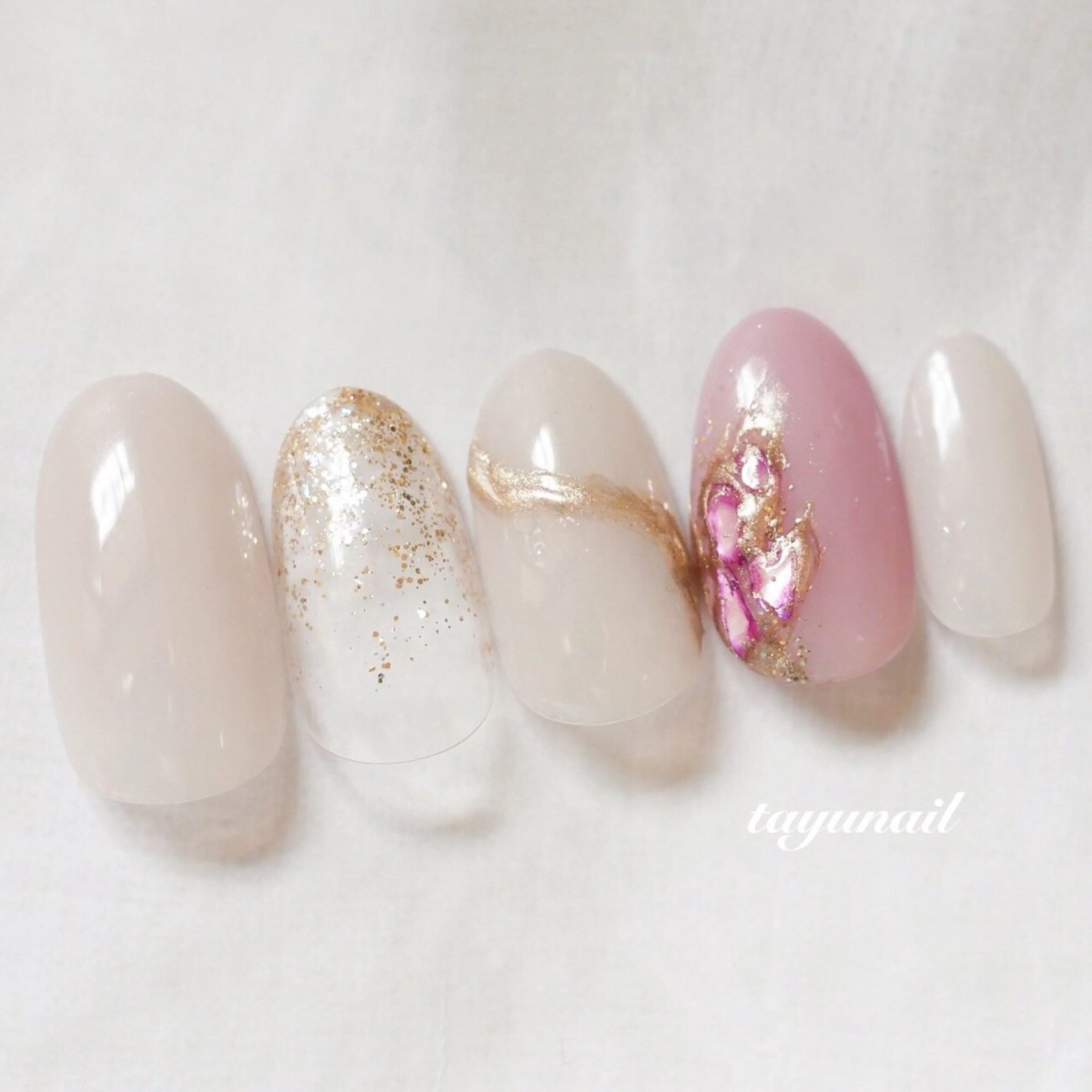 ネイル アートネイル ブルー ジェルネイル ゴールド ニュアンスネイル ハンドネイル ネイルサロン 【たゆnail】のネイルデザイン
