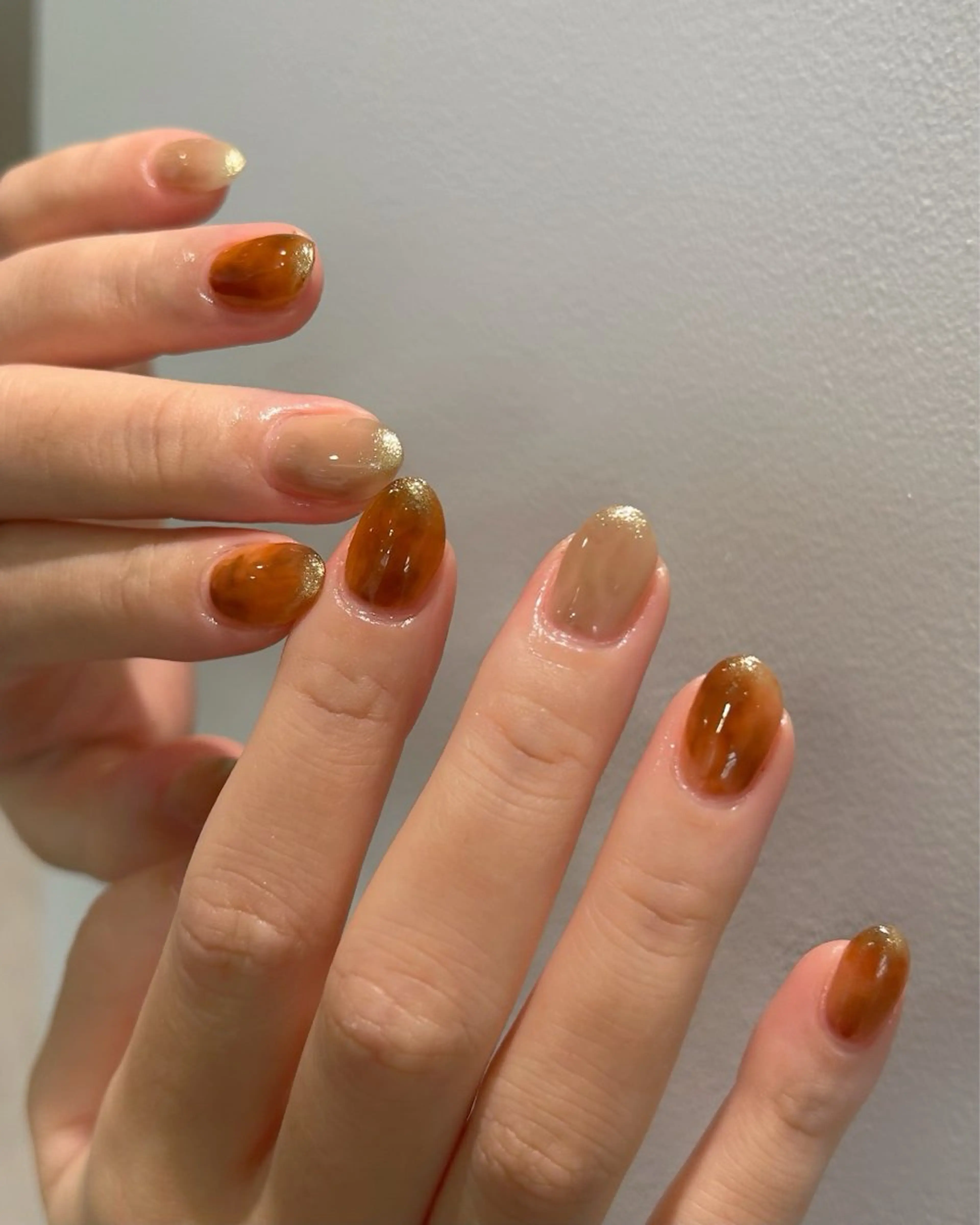 ネイル べっ甲ネイル ハンドネイル CHITOSE 結衣のネイルデザイン