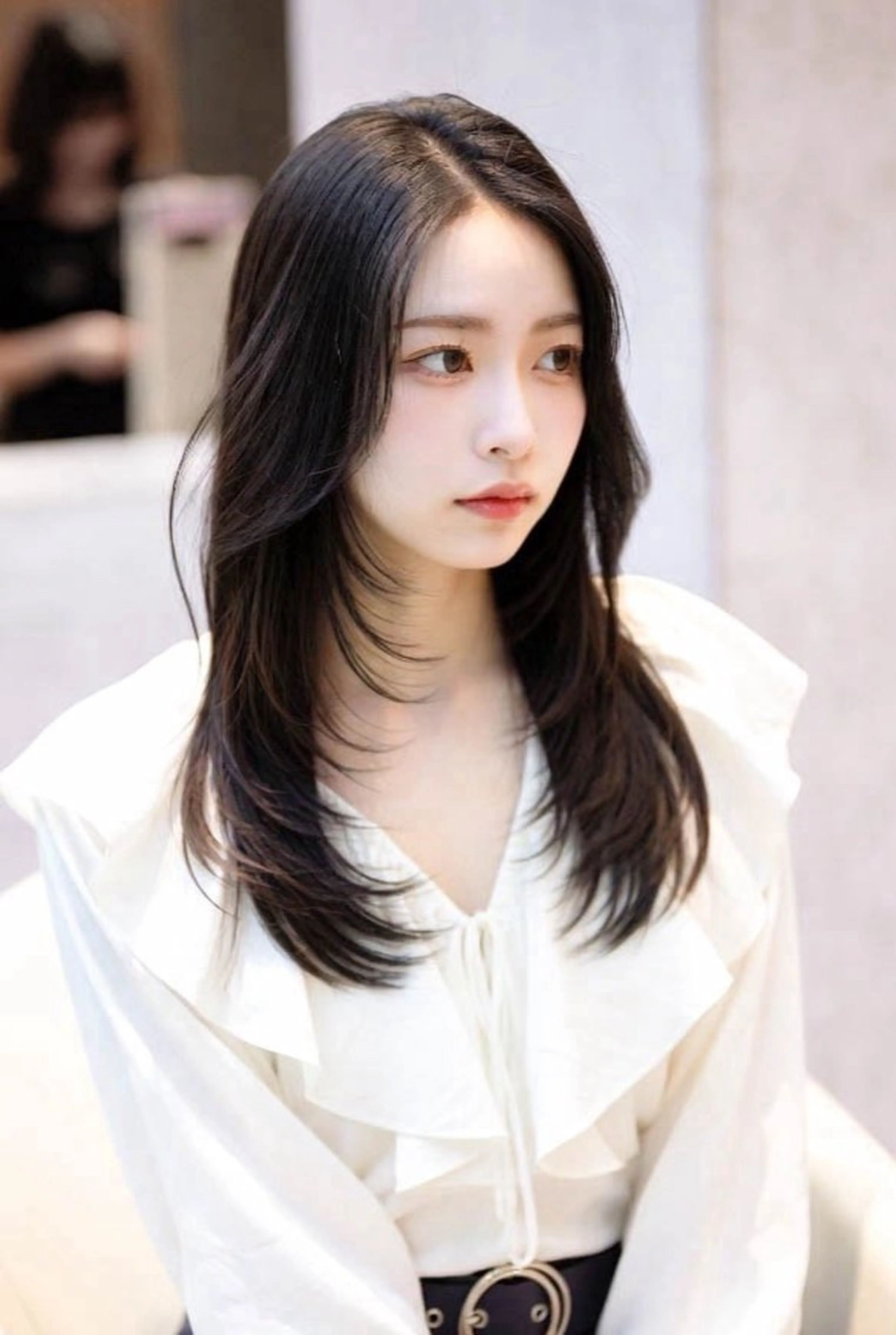 セミロング 𩵋住 佳帆のヘアスタイル