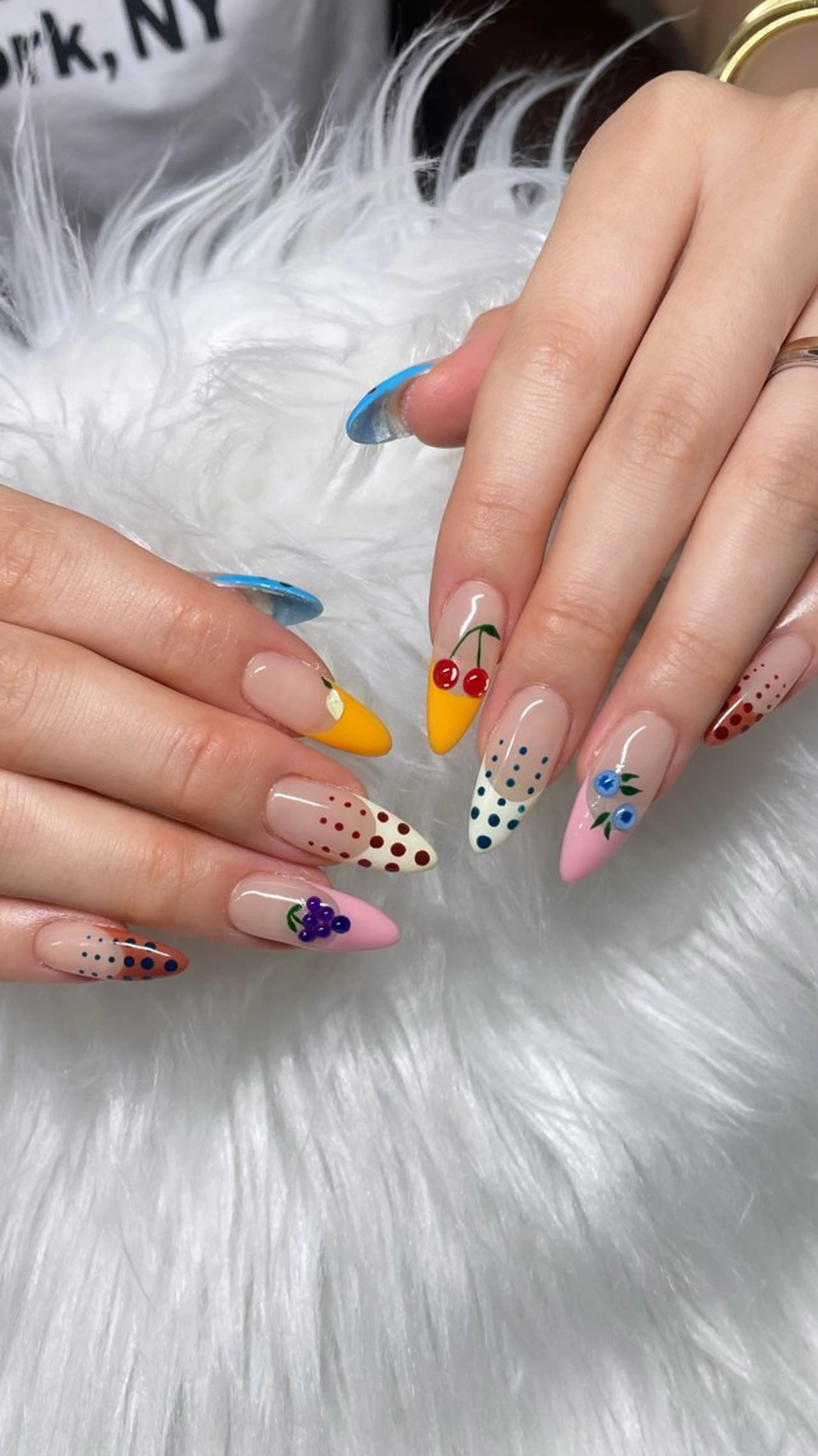 ネイル ハンドネイル オーロラ所属・YUI nailのネイルデザイン