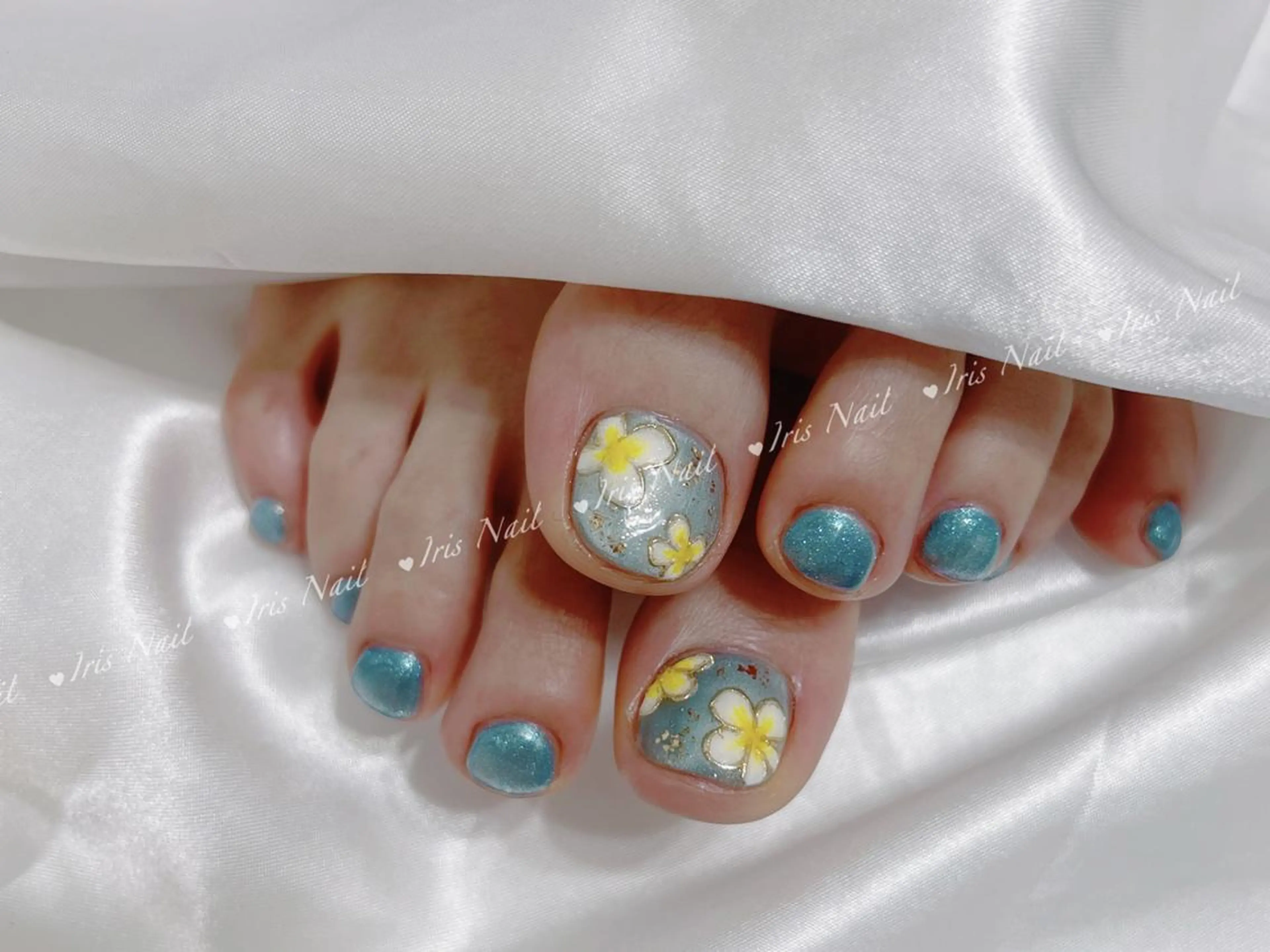 ネイル アートネイル フットネイル 🍒IRIS Nail🌸のネイルデザイン