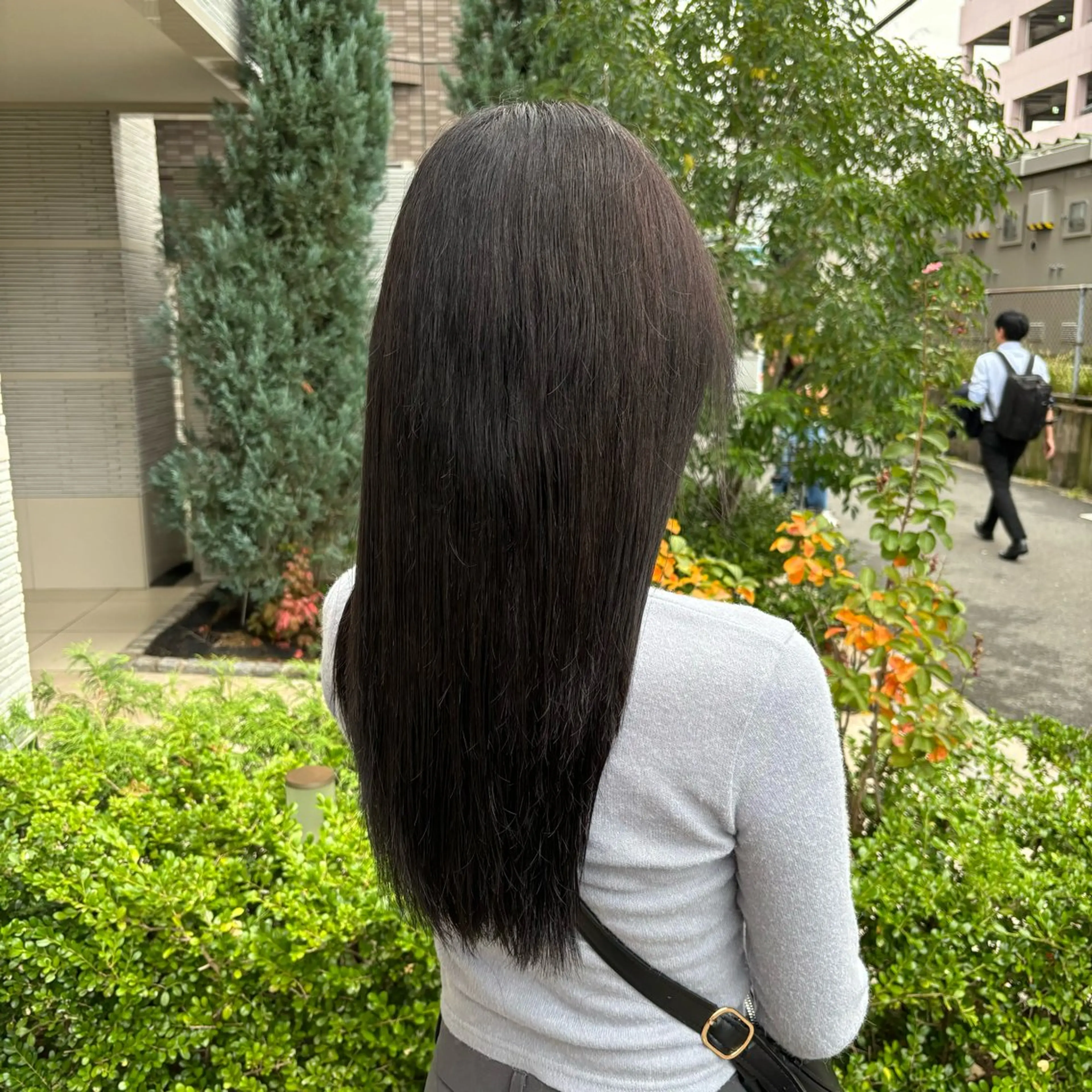 カラー ヘアカラー トリートメント しおり🍬 KOKORO🤍のヘアスタイル