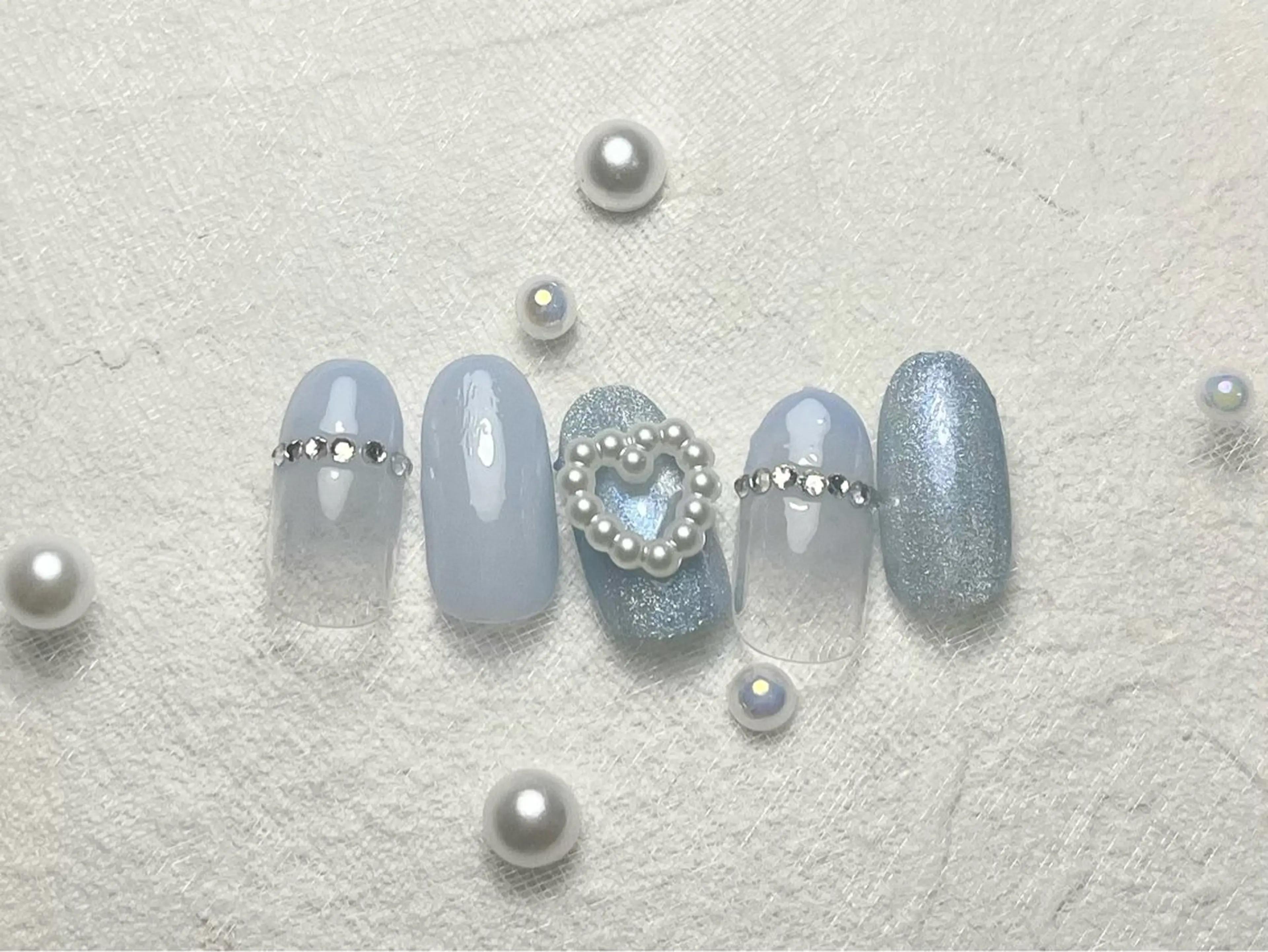 ネイル オーロラネイル フットネイル フレンチネイル ジェルネイル マグネットネイル kiki nail たまプラーザのネイルデザイン