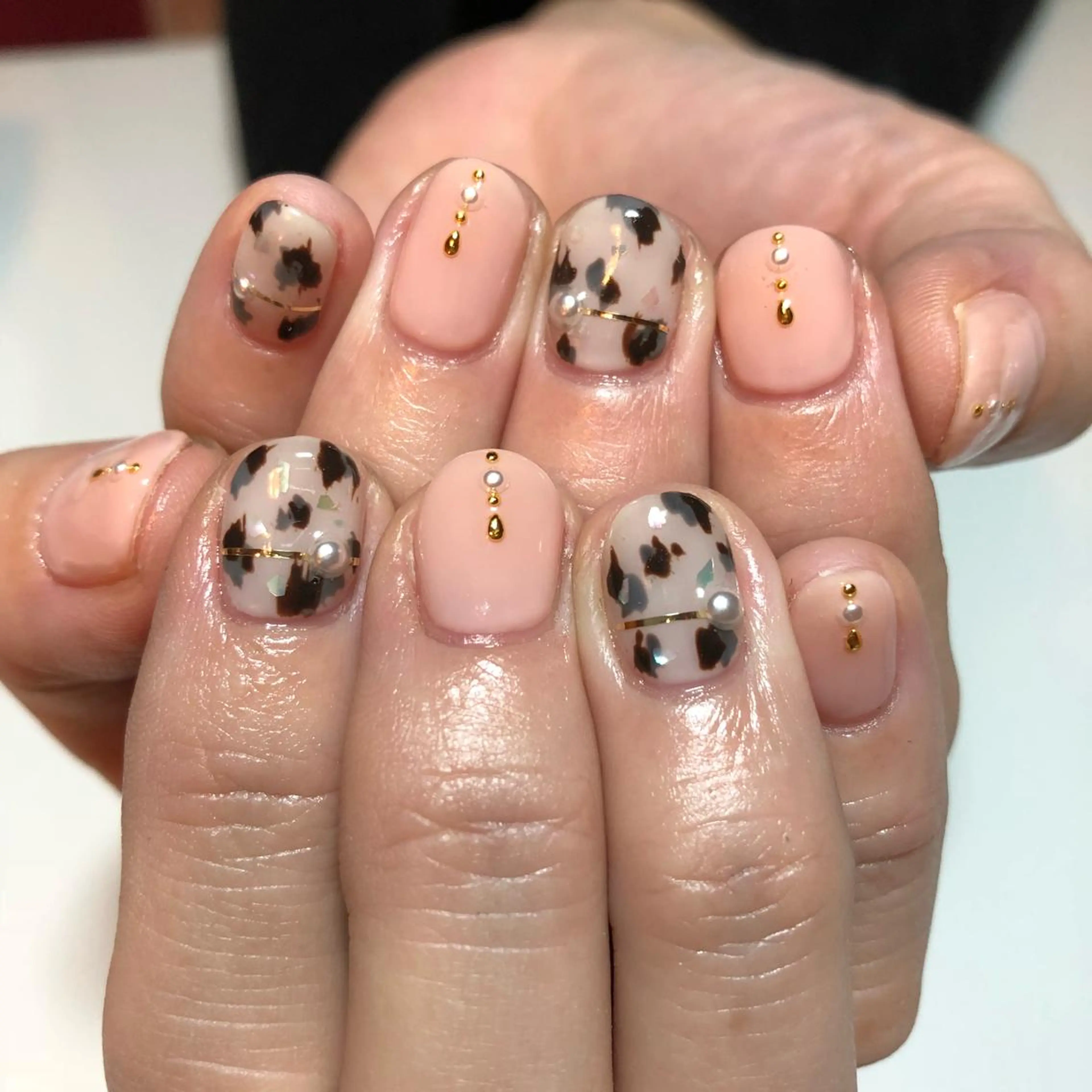 ネイル べっ甲ネイル g-up nail所属・米田 律子のネイルデザイン