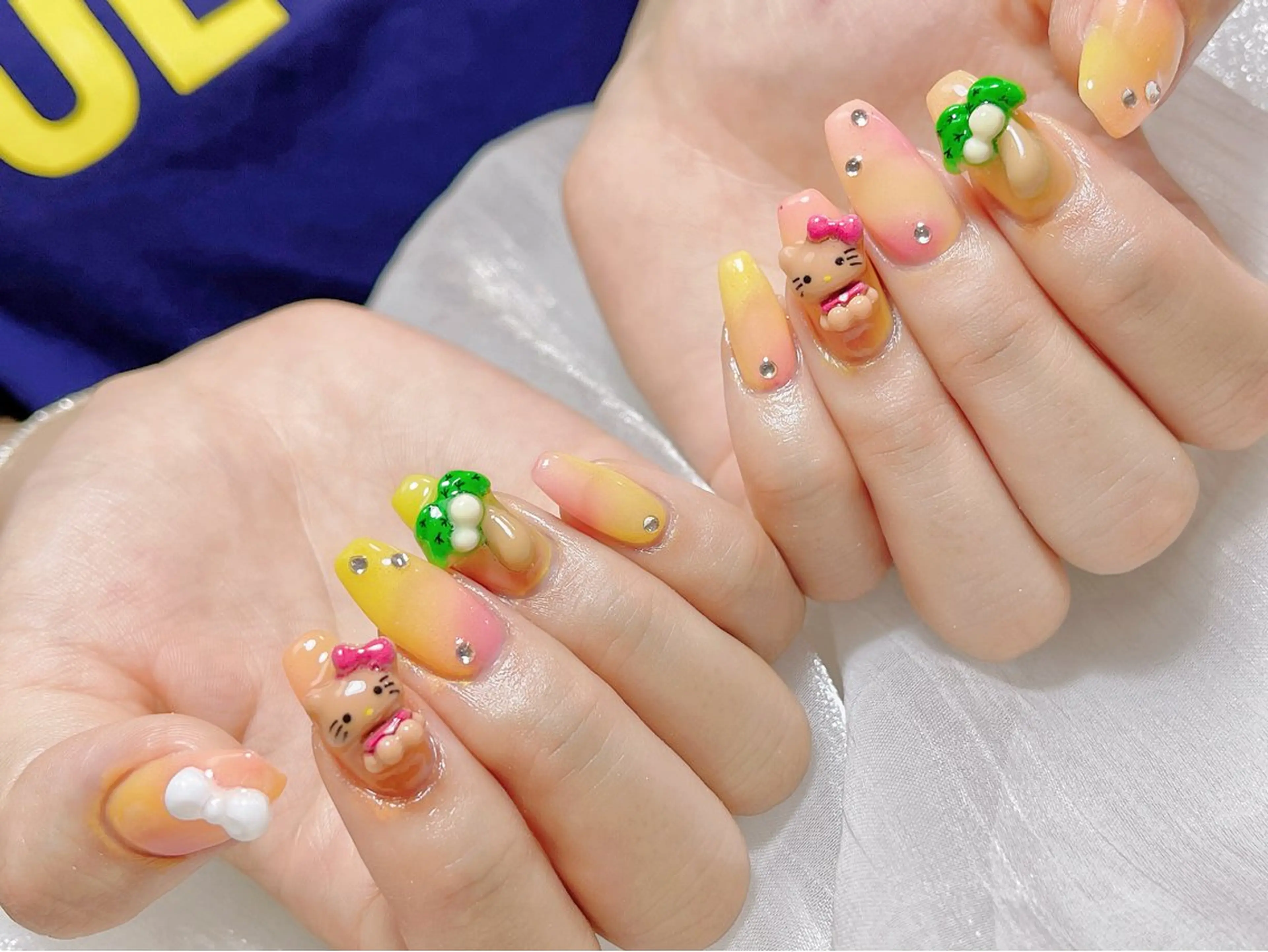 ネイル ハンドネイル 🎀ネイルサロン エクラYUI🎀のネイルデザイン