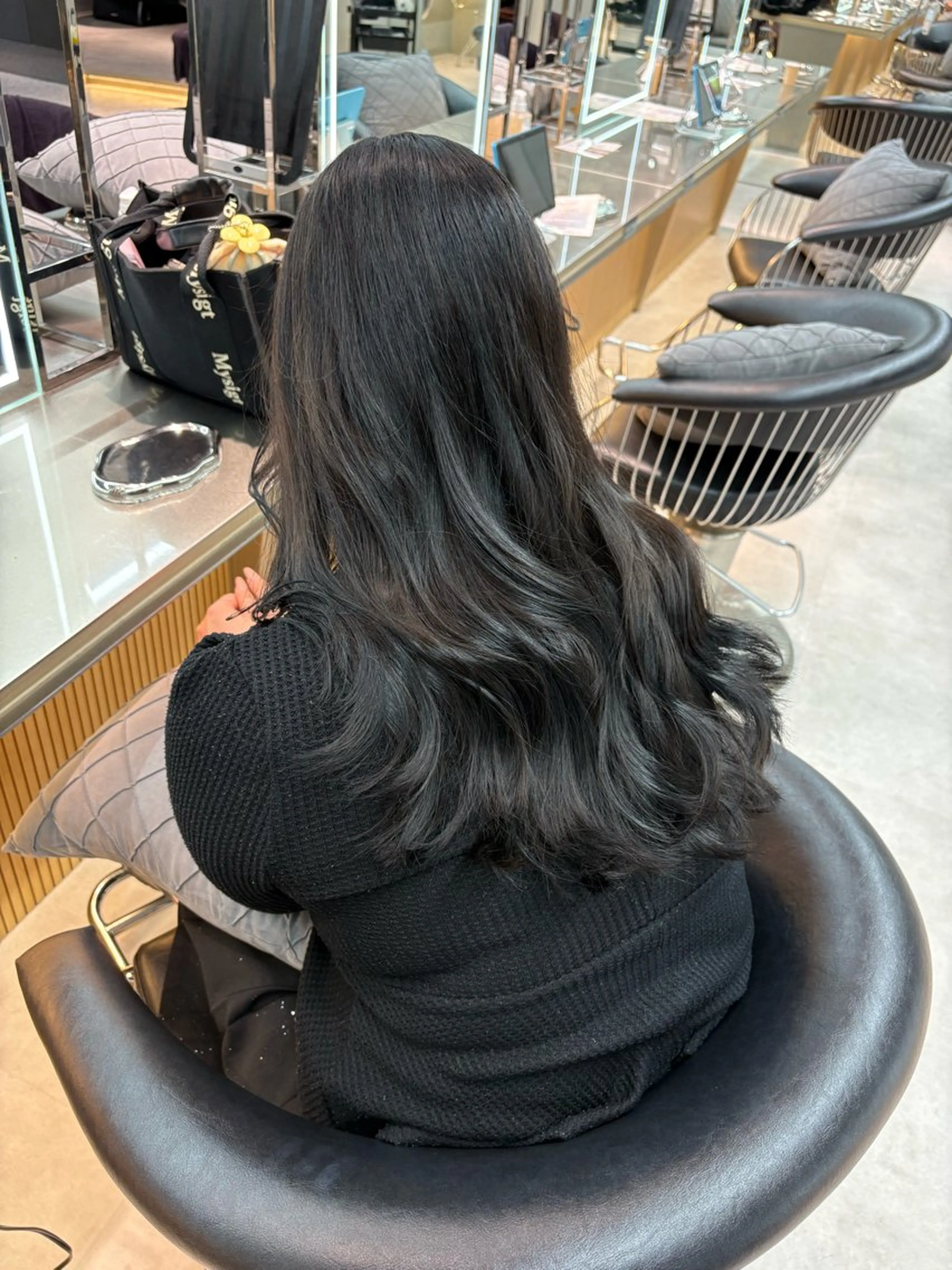 ロング カラー ヘアカラー lond/ MOMOKOのヘアスタイル