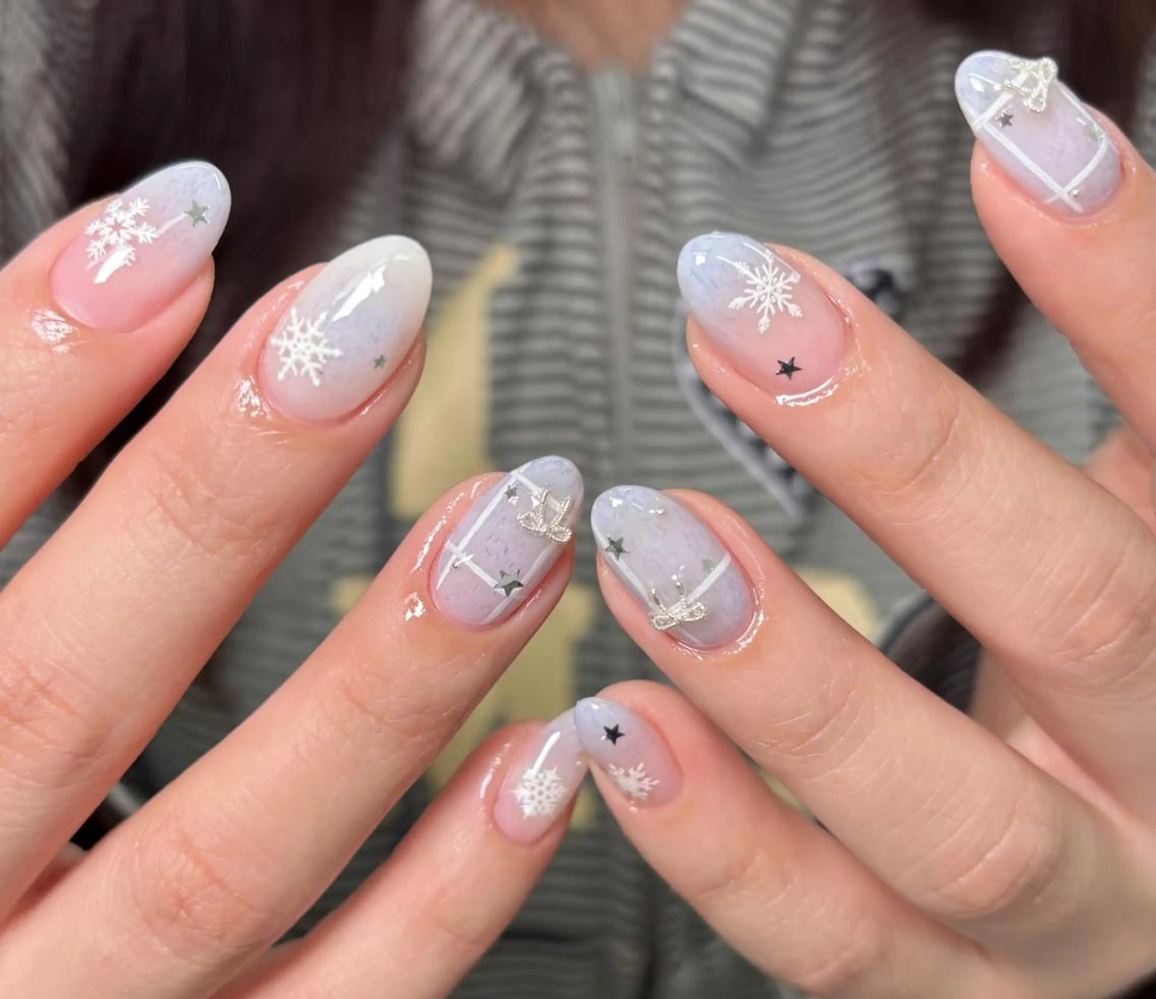 ネイル ハンドネイル 🎀 KiKi_nailのネイルデザイン