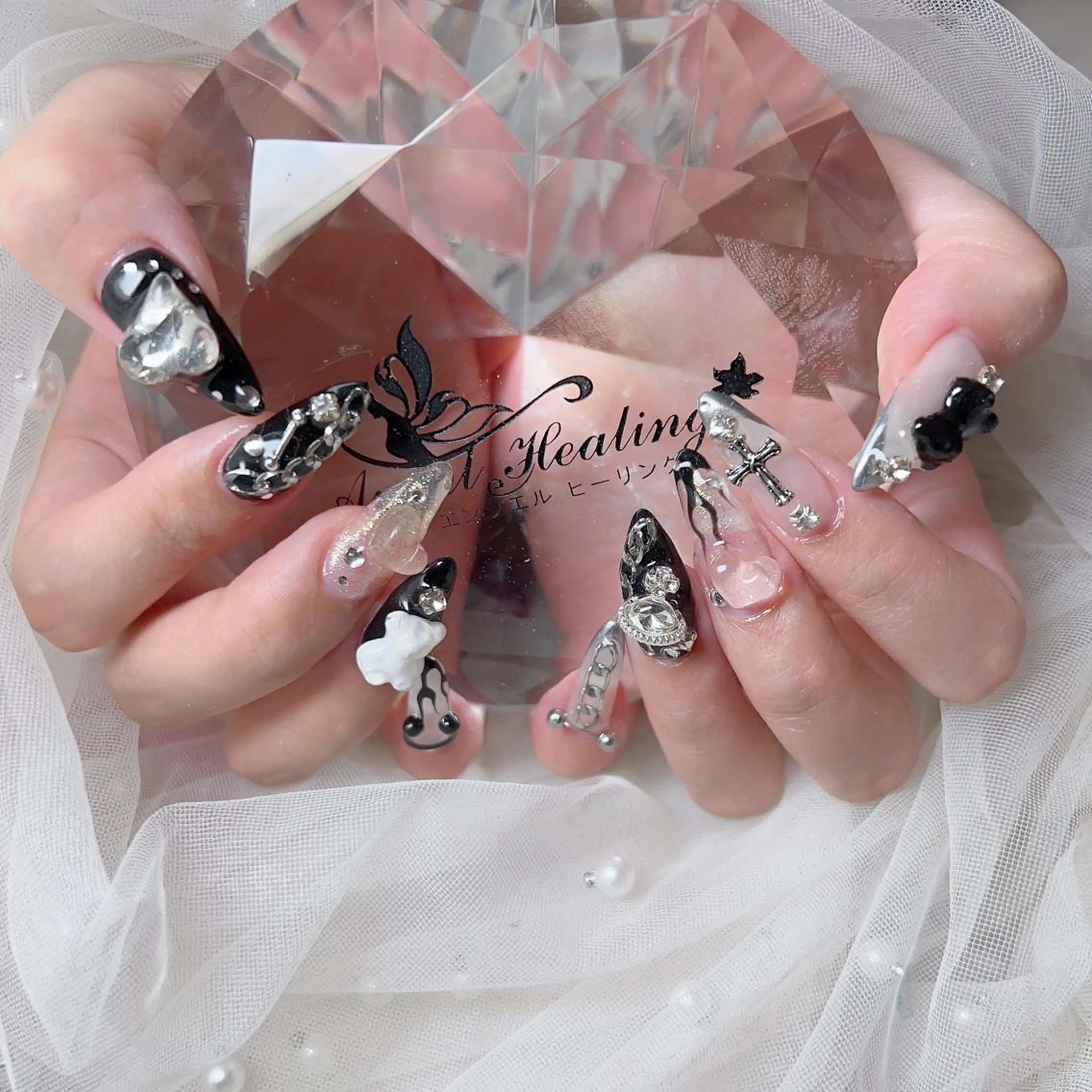ネイル エンジェル ヒーリング 矢場町店のネイルデザイン