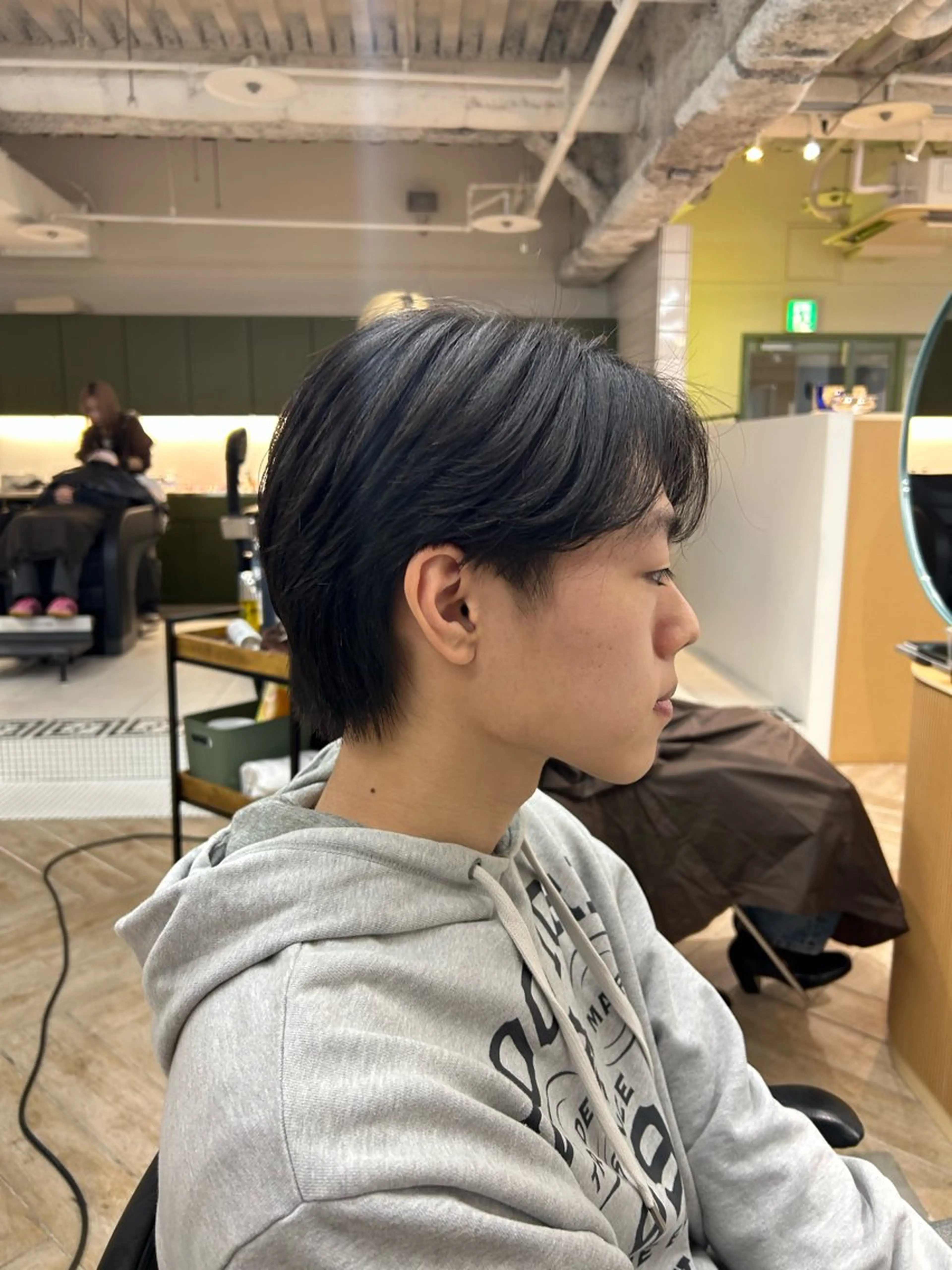 メンズ センターパート 刈り上げ カットモデル募集/ 万代/関谷　朋実のヘアスタイル