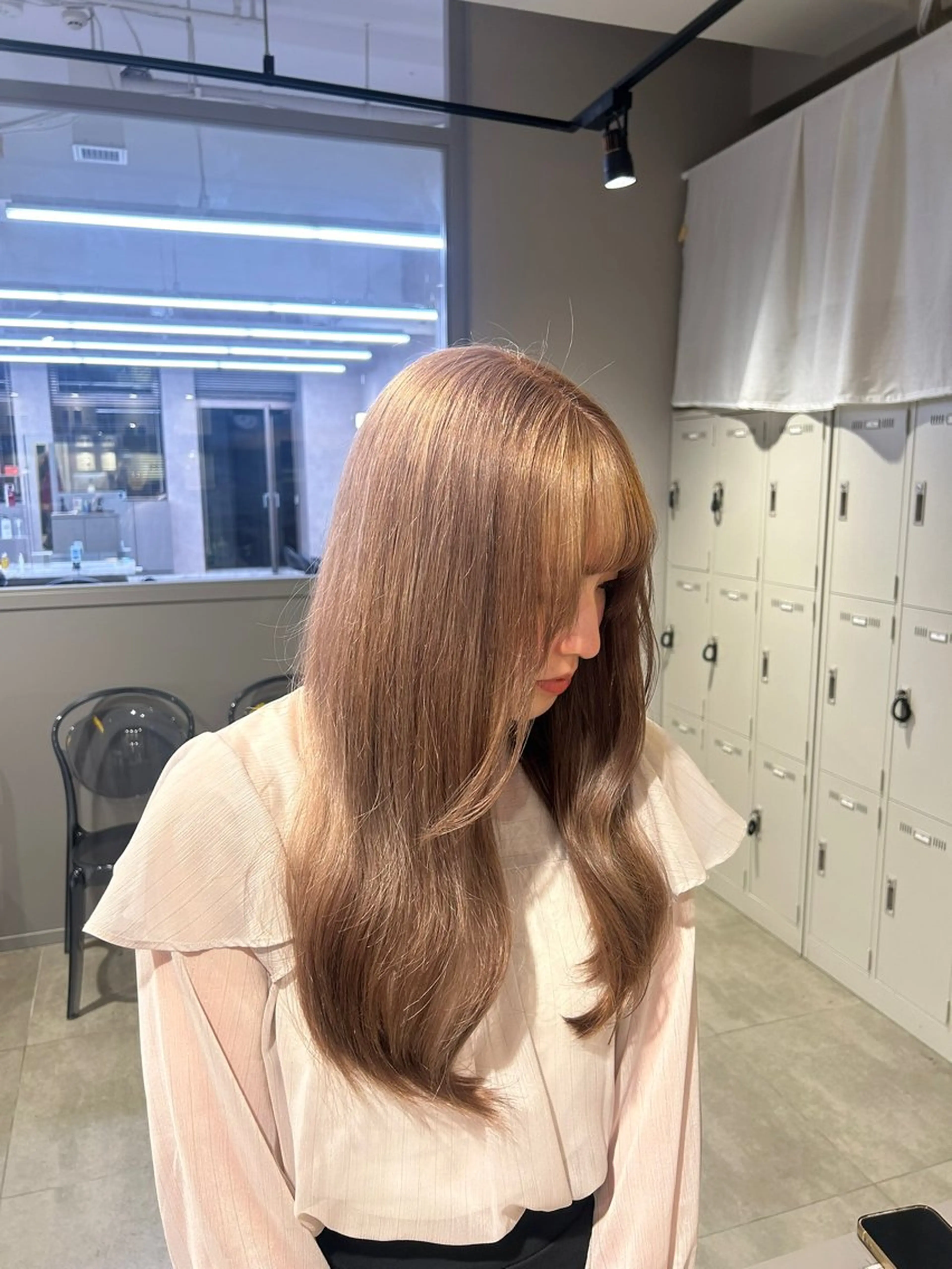 カラー ヘアカラー トリートメント 透明感ベージュ🤎 ナチュラルレイヤーのヘアスタイル