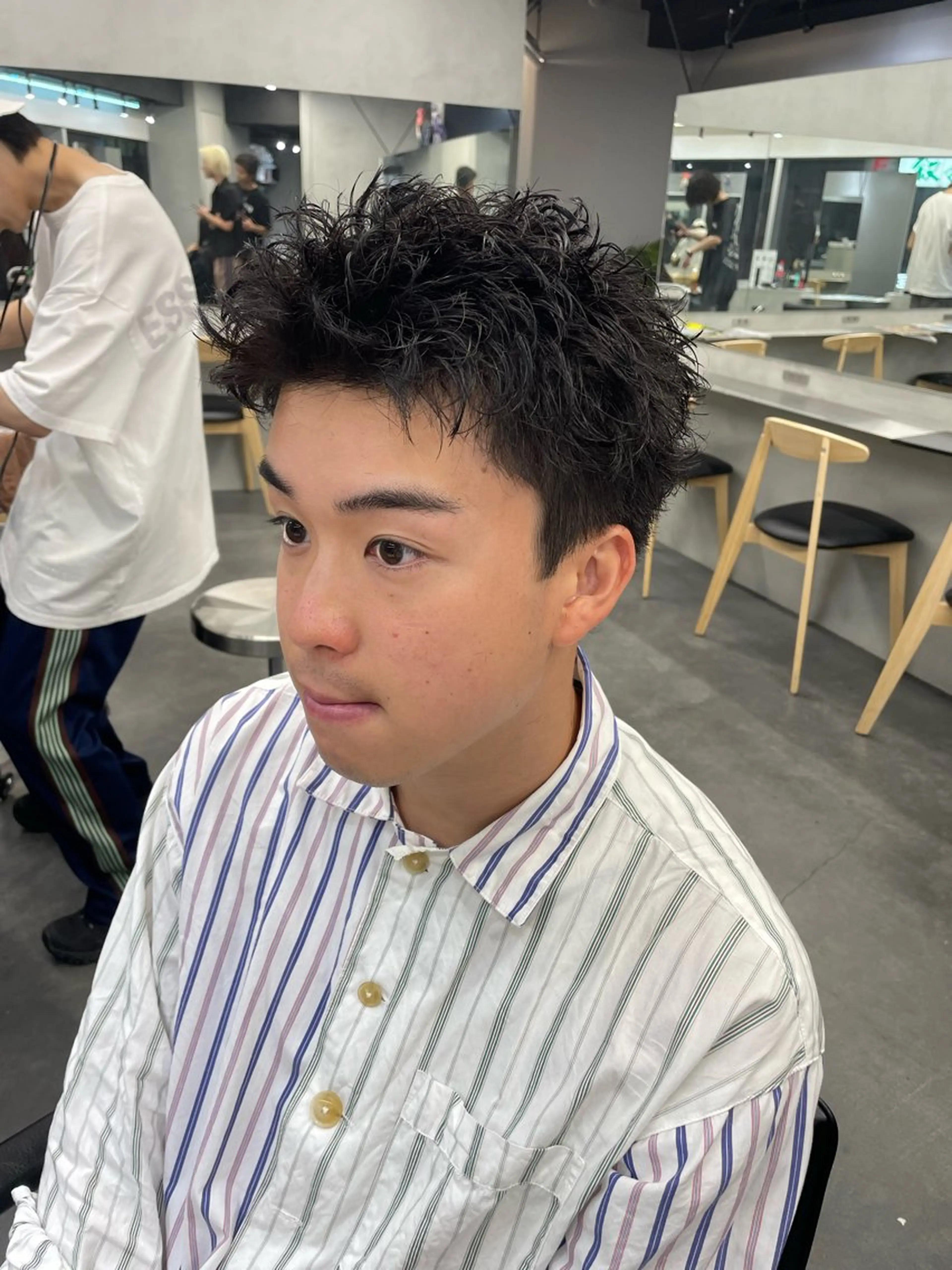 ショート パーマ ツイストスパイラルパーマ ニュアンスパーマ スパイラルパーマ fifth リュウセイのヘアスタイル