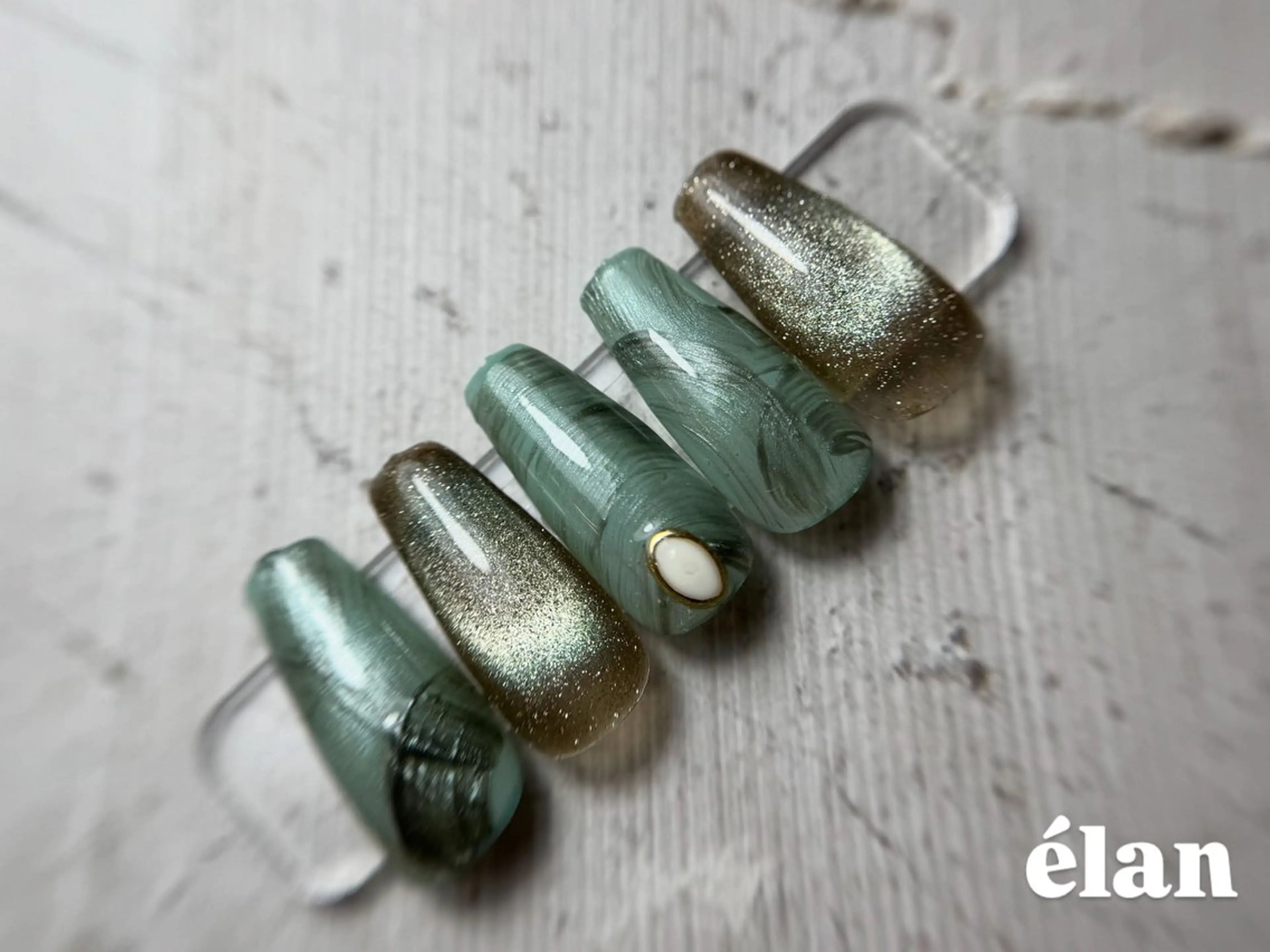 デザインネイル(アート4本まで)の写真