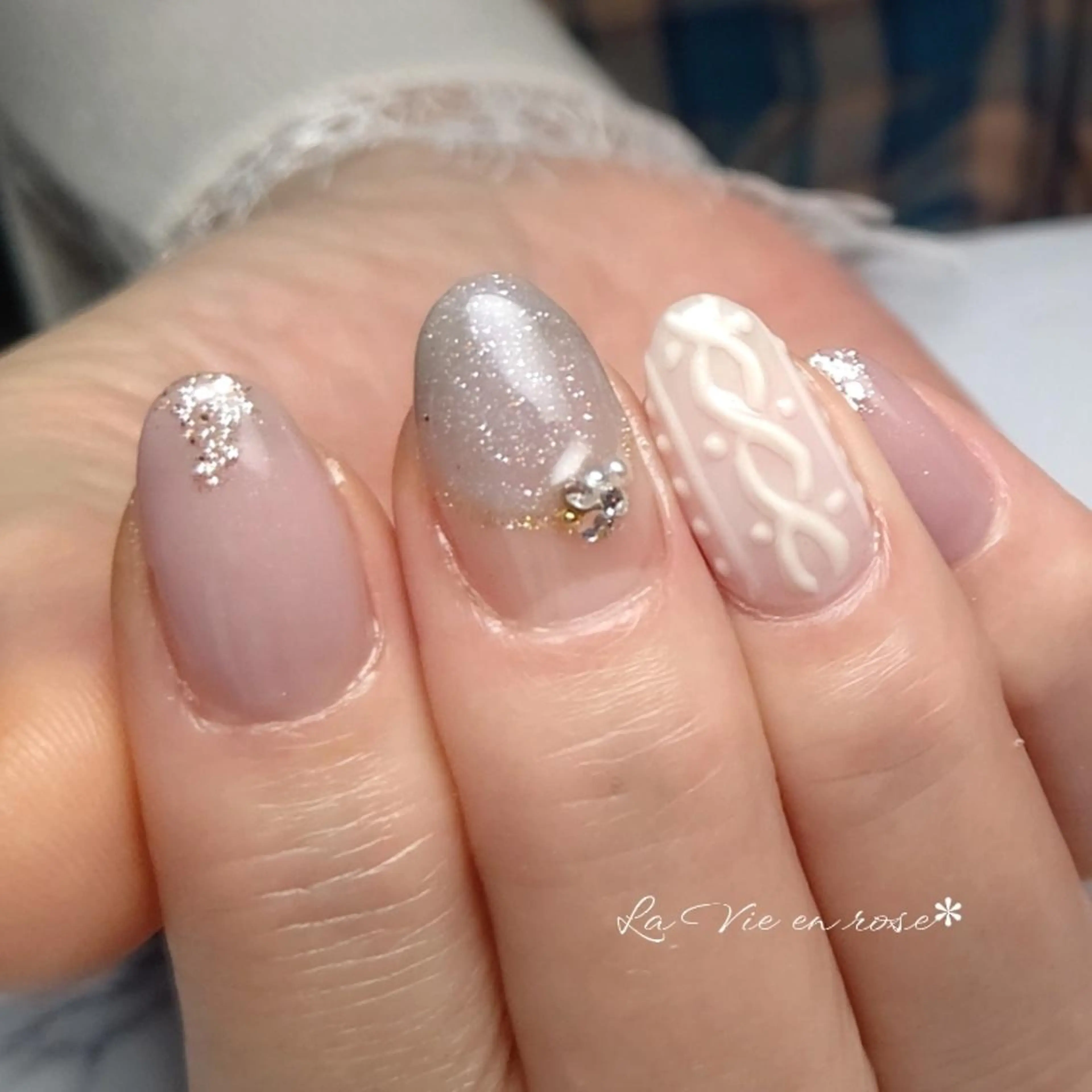 ネイル ラヴィアン ローズのネイルデザイン