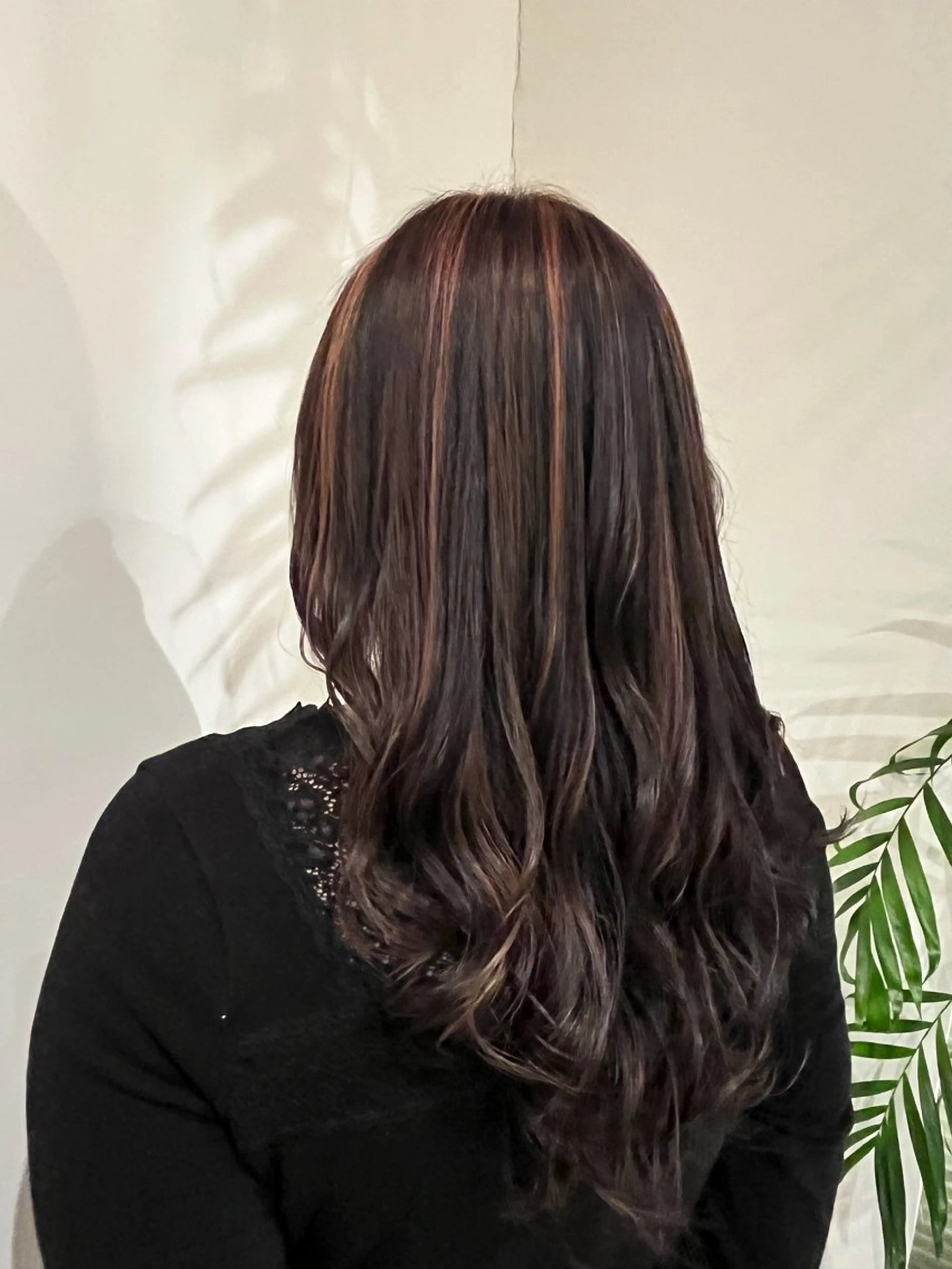 セミロング ハイライト おおた あいこのヘアスタイル