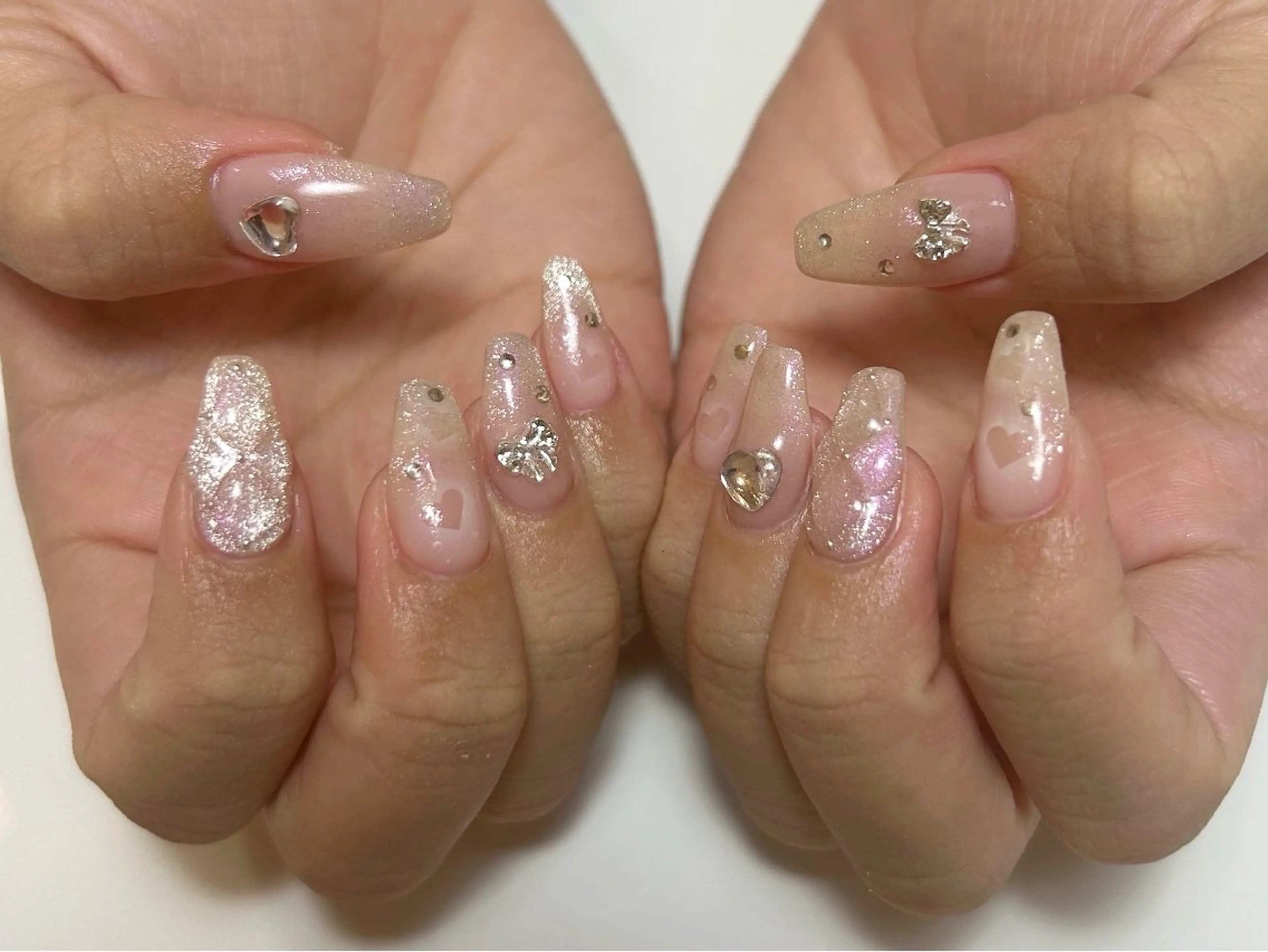 ネイル ハンドネイル ViViA momokaのネイルデザイン