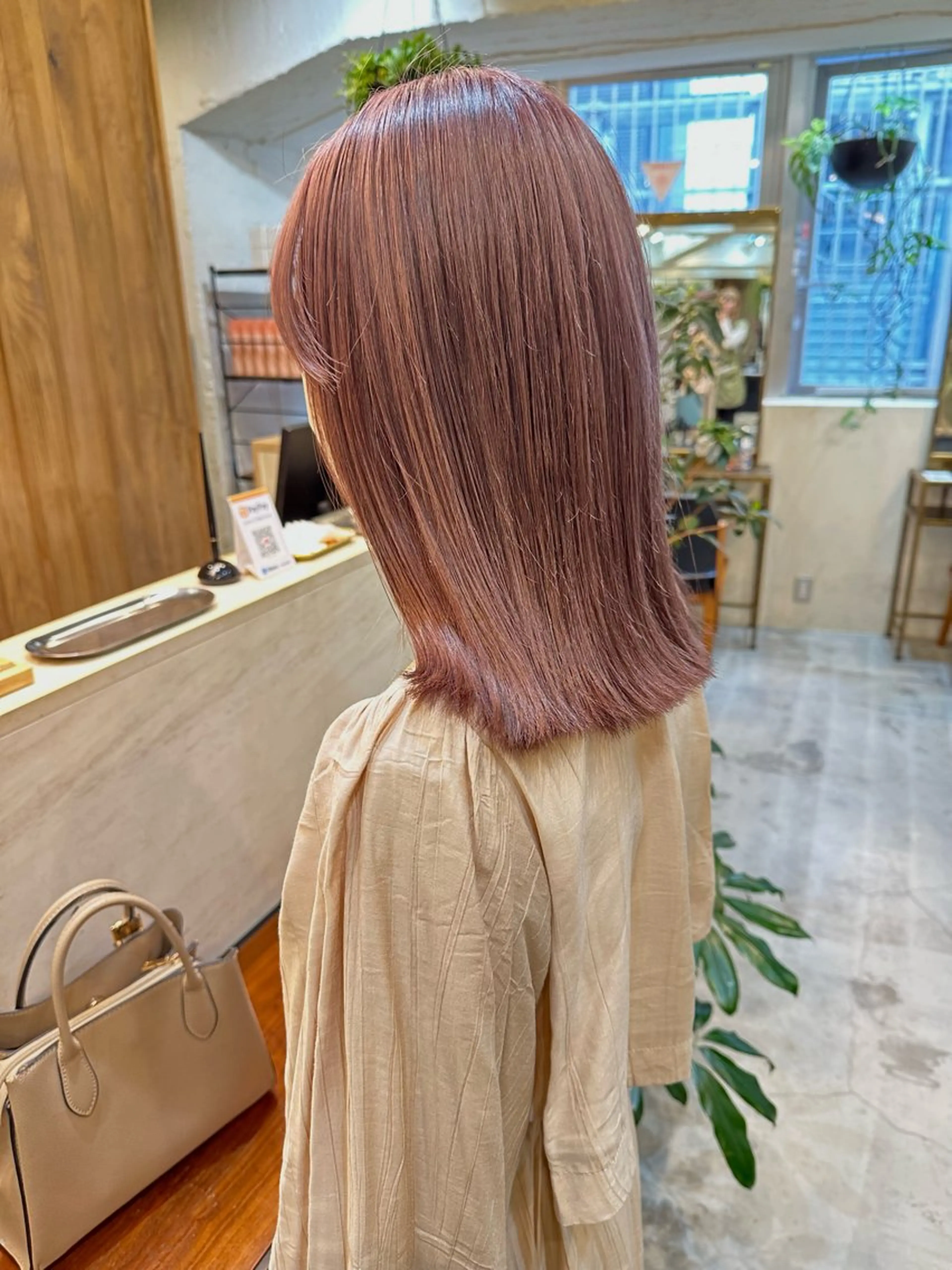 ミディアム カット ヘアカラー 銀 座のヘアスタイル