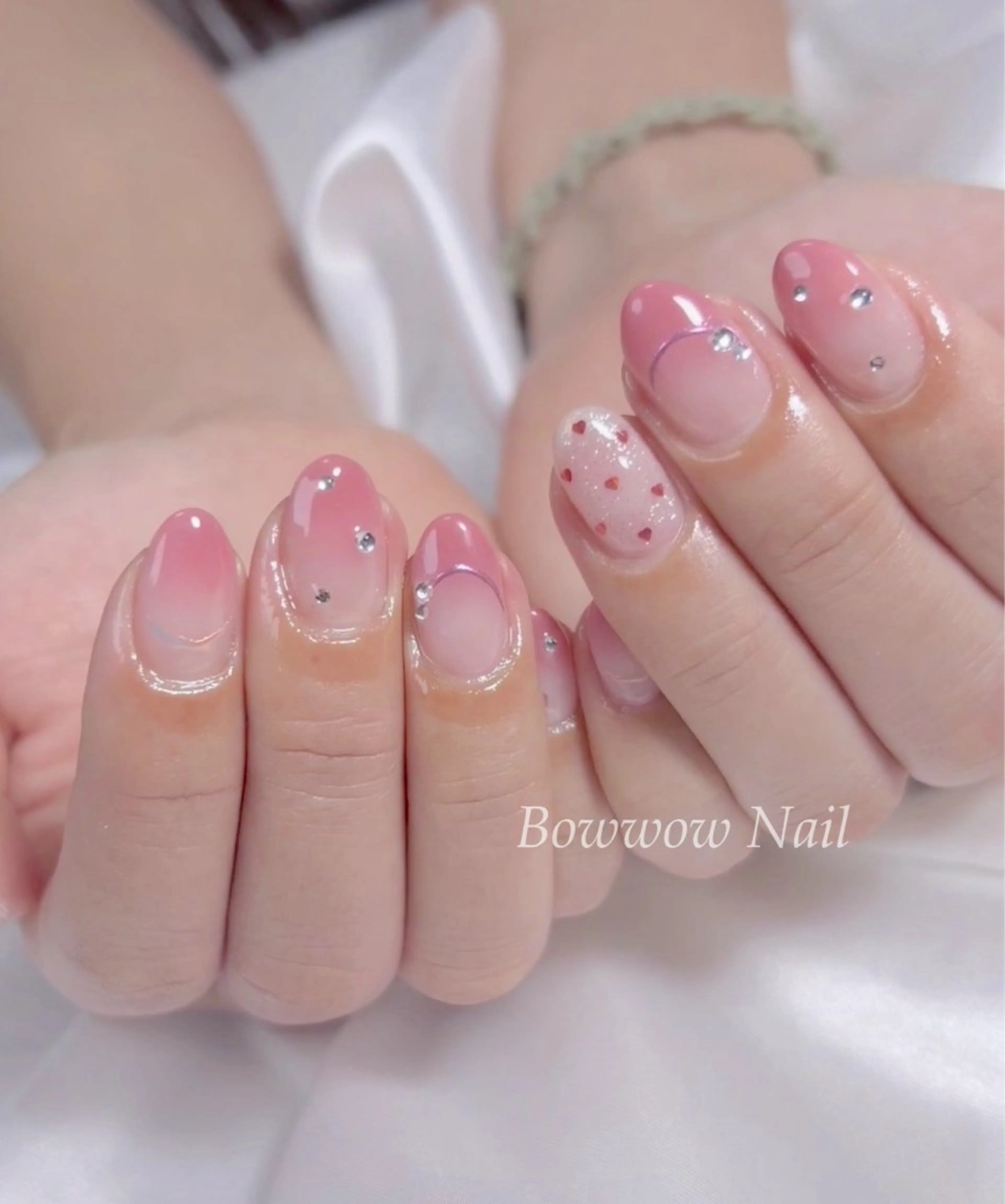 ネイル 長さ出し グラデーション ハート 韓国ネイル マグネットネイル Bow wow Nail さや🧸のネイルデザイン