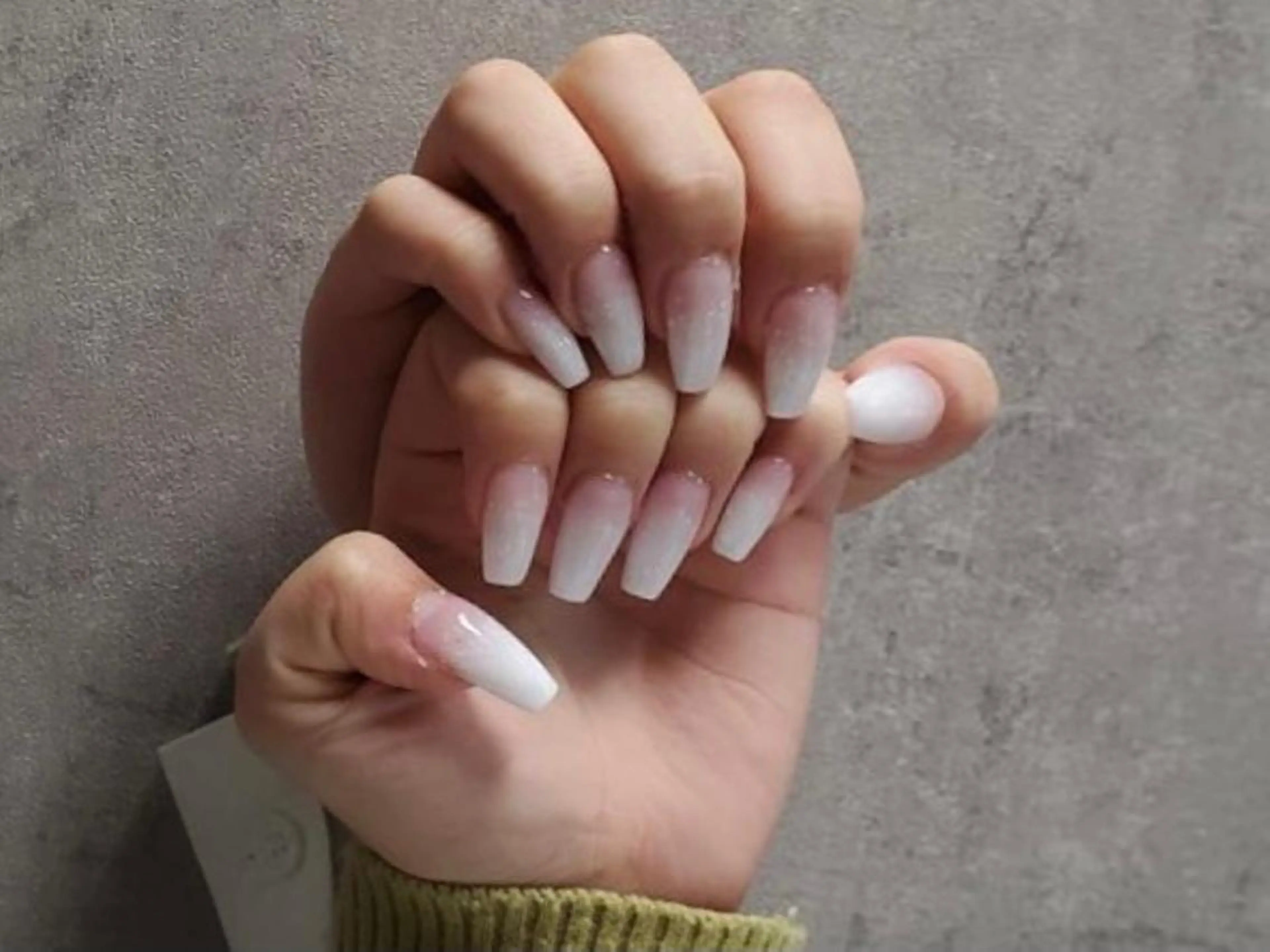 ネイル nailstudio eviz新宿店のネイルデザイン