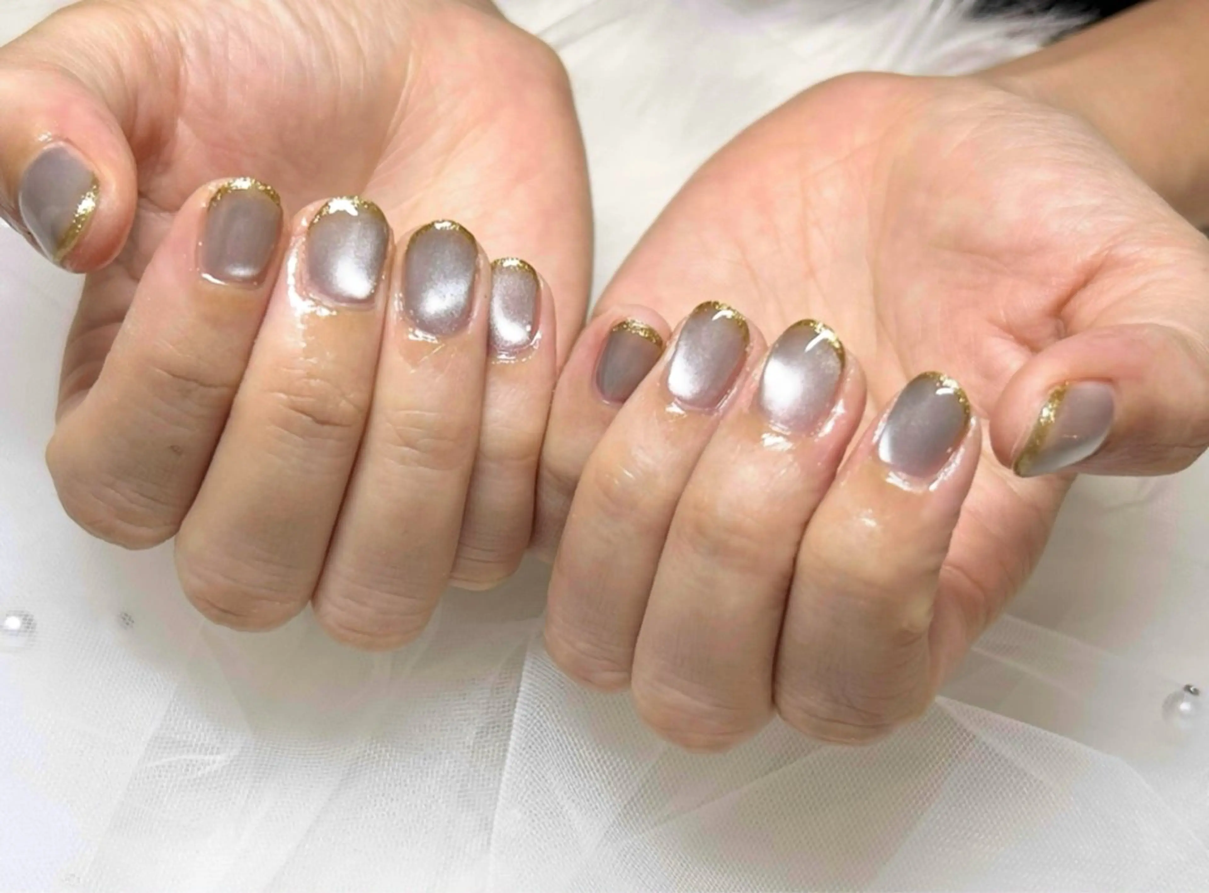 ネイル キラキラネイル マグネットネイル 持ち込み ニュアンスネイル オフィスネイル ハンドネイル 頑張る女性の味方✴︎ M.i　nail ♡のネイルデザイン