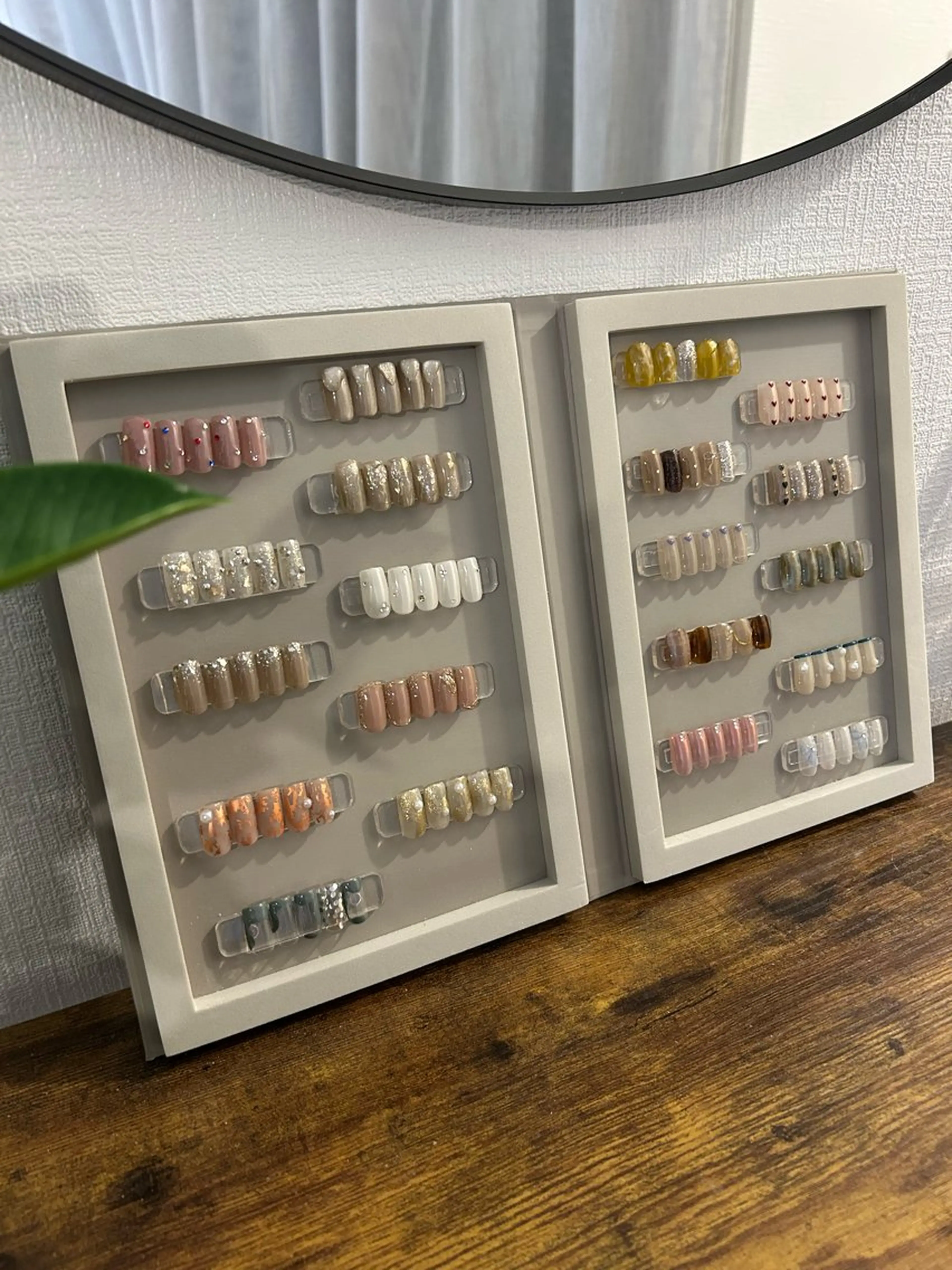 ネイル シンプルネイル ハンドネイル repos yoshitomeのネイルデザイン