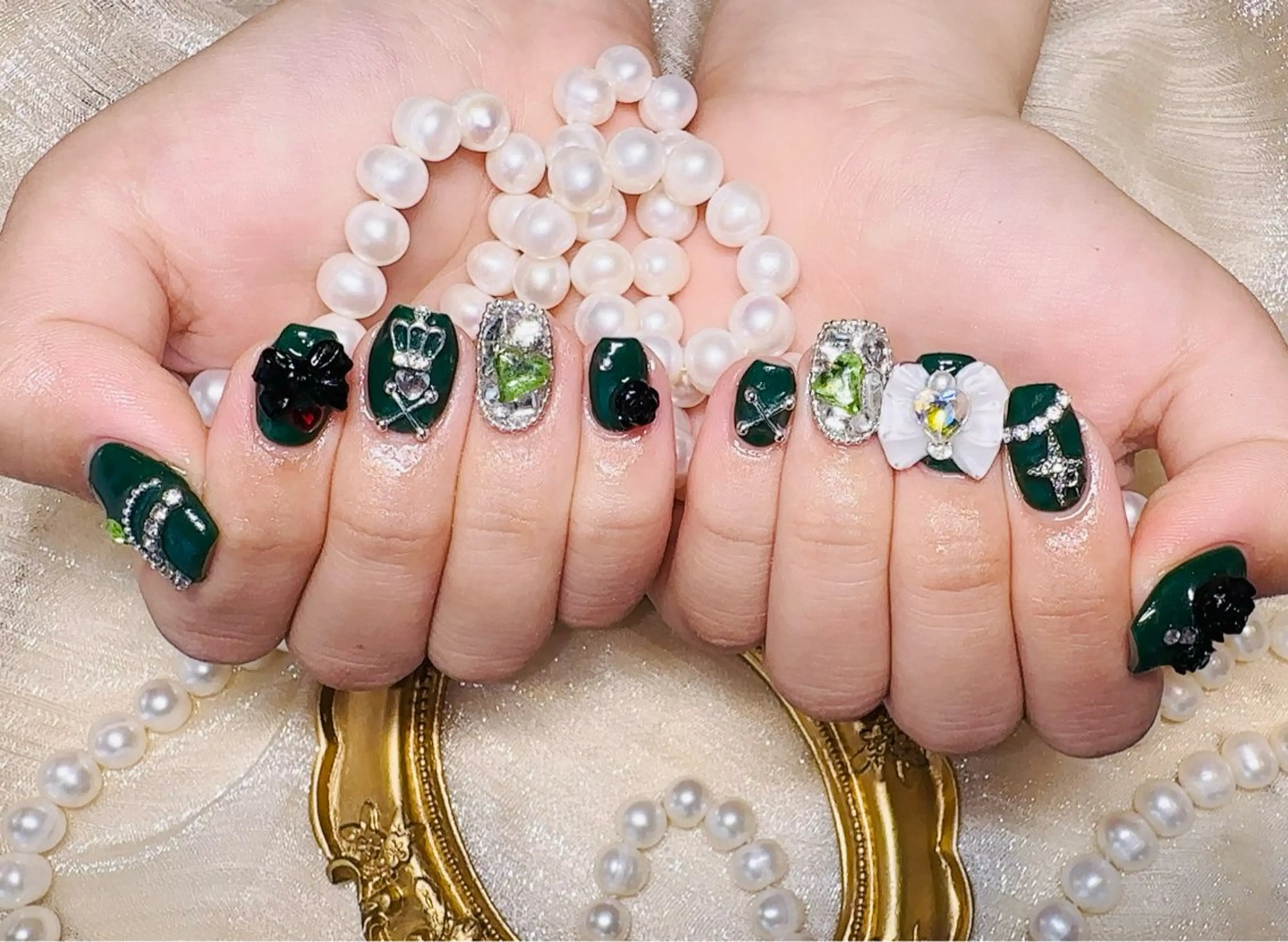 ネイル 伊原 羽美のネイルデザイン