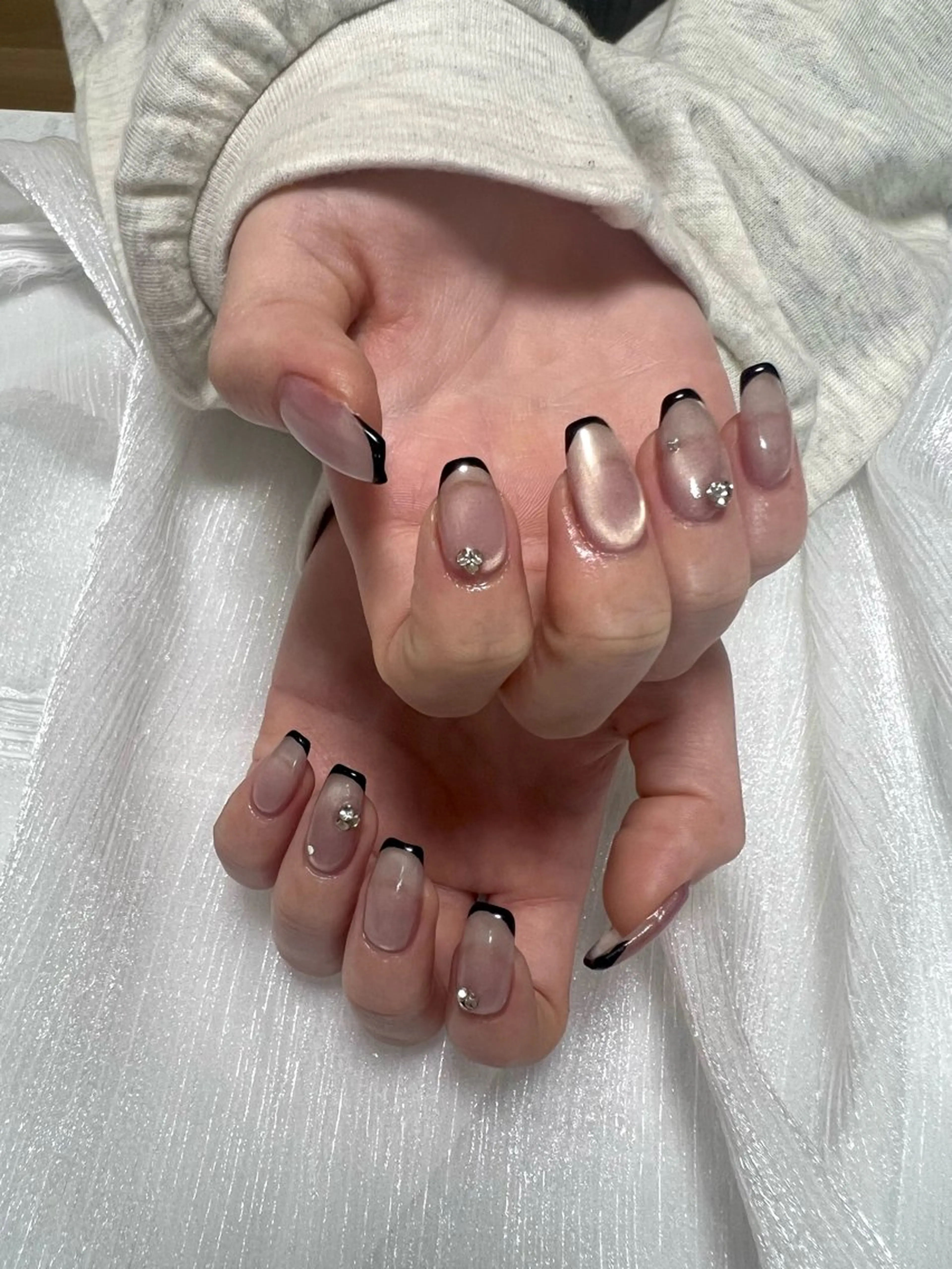 ネイル マグネットネイル LACHIC NOZOMIのネイルデザイン