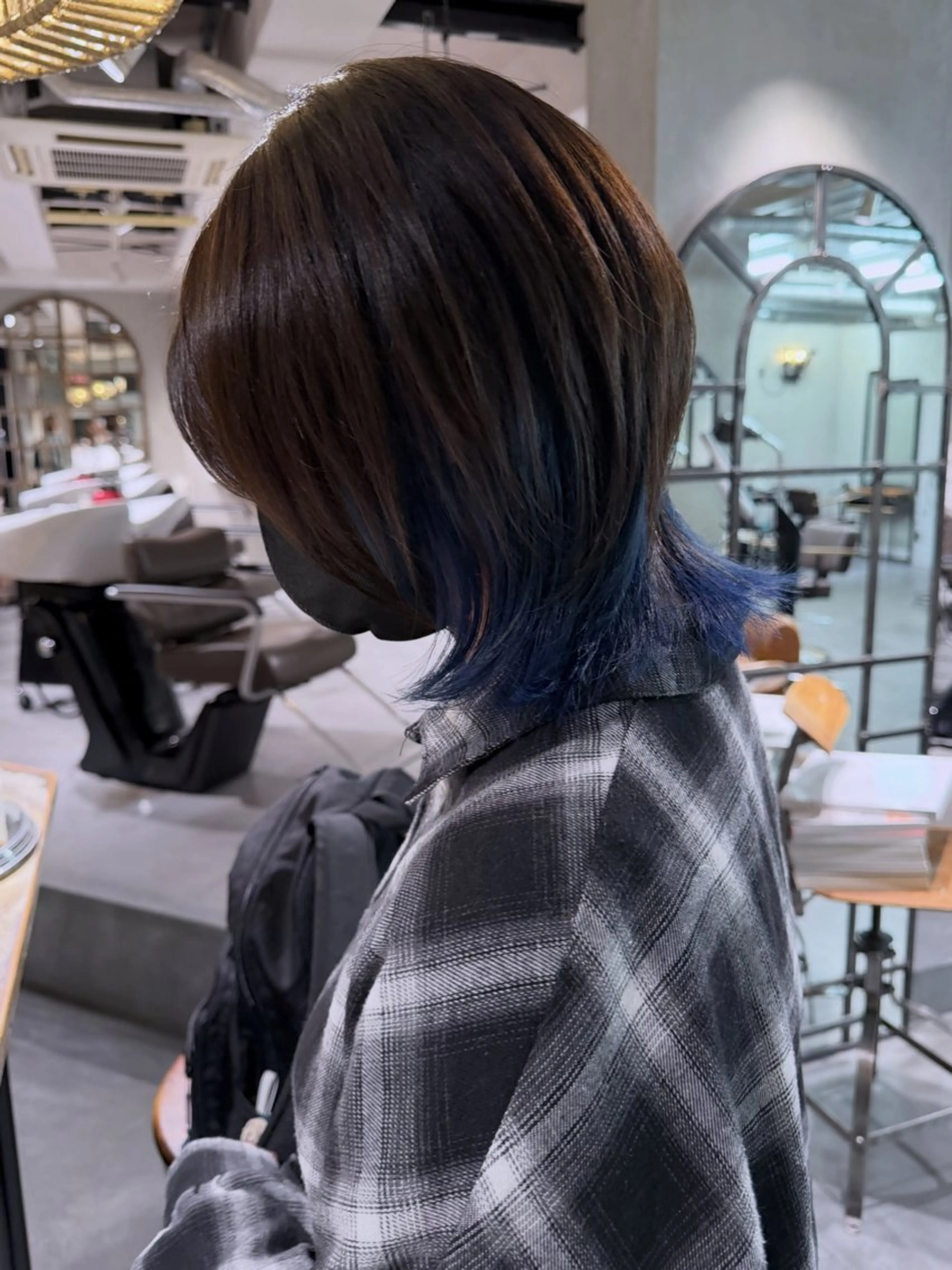 ミディアム カラー ブリーチ ブルーカラー ケアブリーチ デザインカラー ダブルカラー カット ヘアカラー RorriM natsuのヘアスタイル
