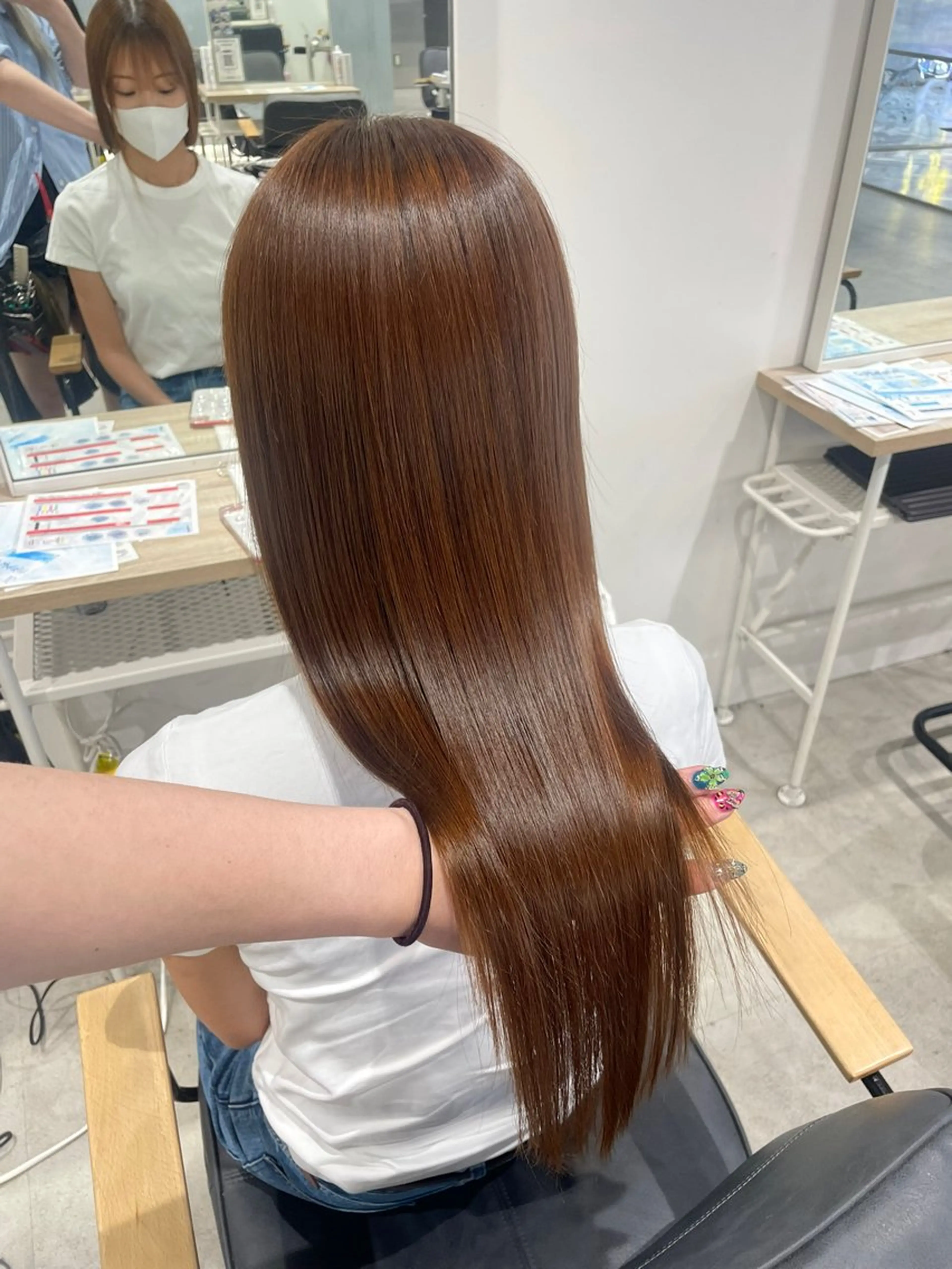 【本日限定価格❣️】うねりや広がりがナチュラルサラサラ髪に🫧  酸性ストレート🪄の写真