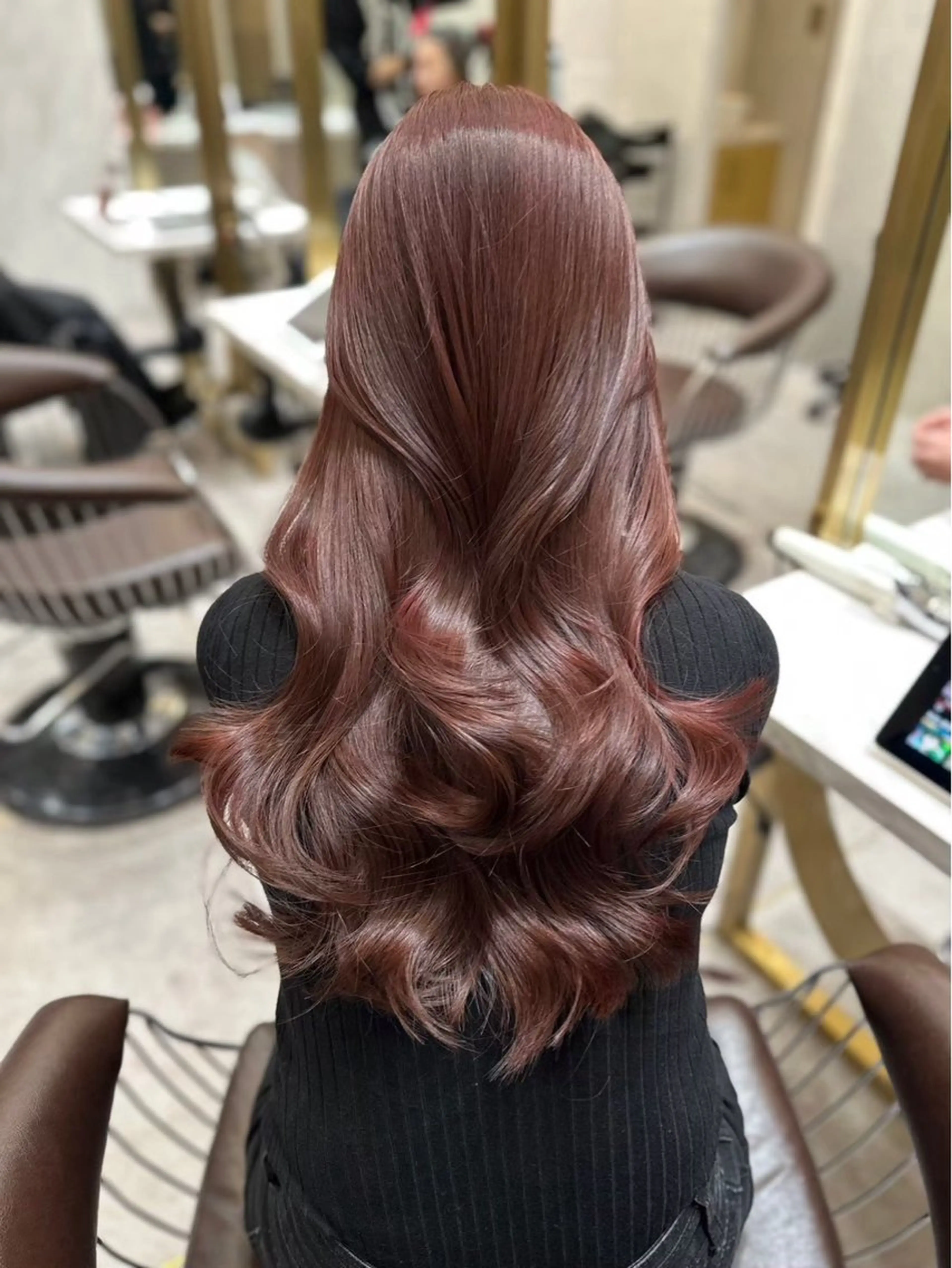 ロング パーマ レイヤーダブルカラー KYONのヘアスタイル