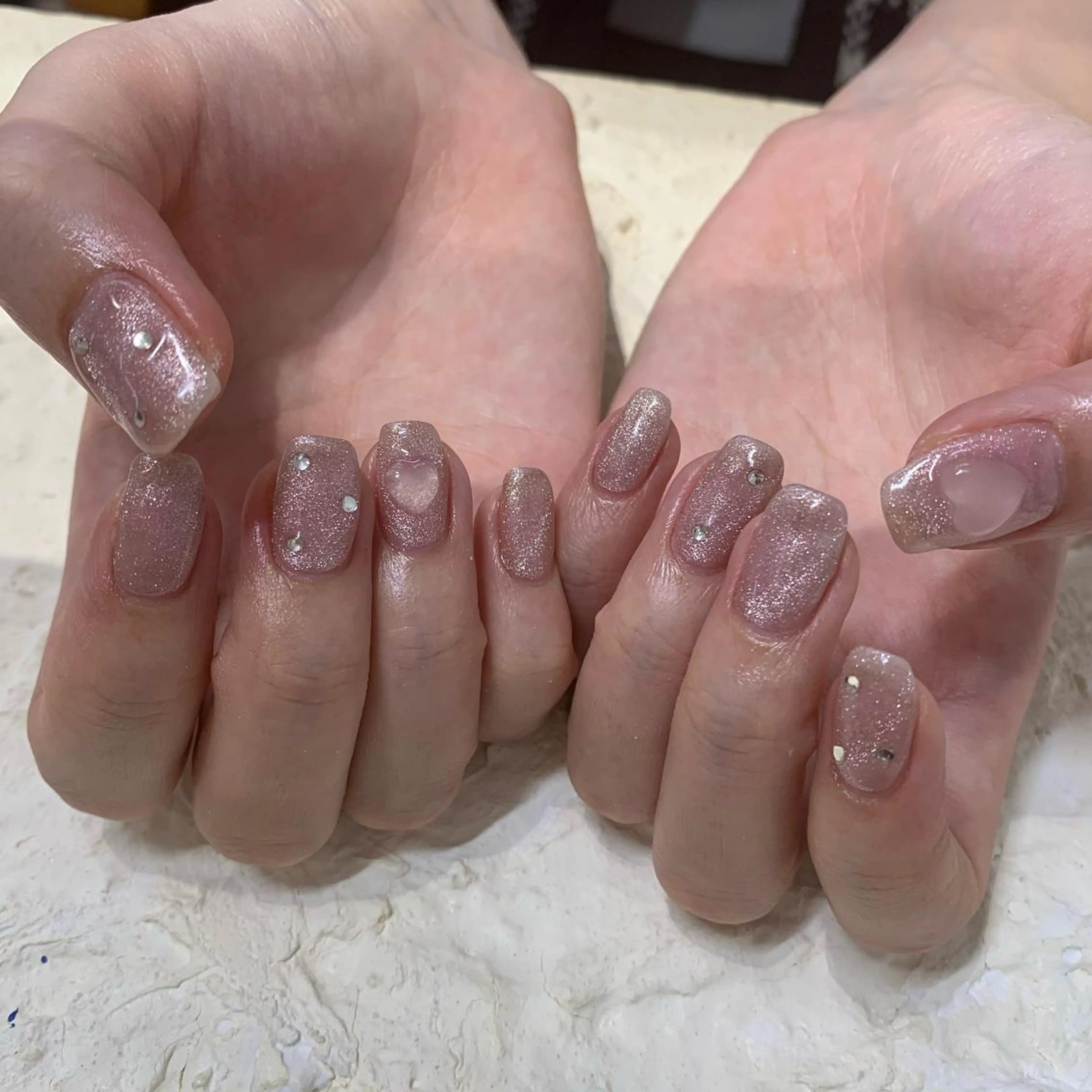 ネイル マグネットネイル マキノ ユイのネイルデザイン