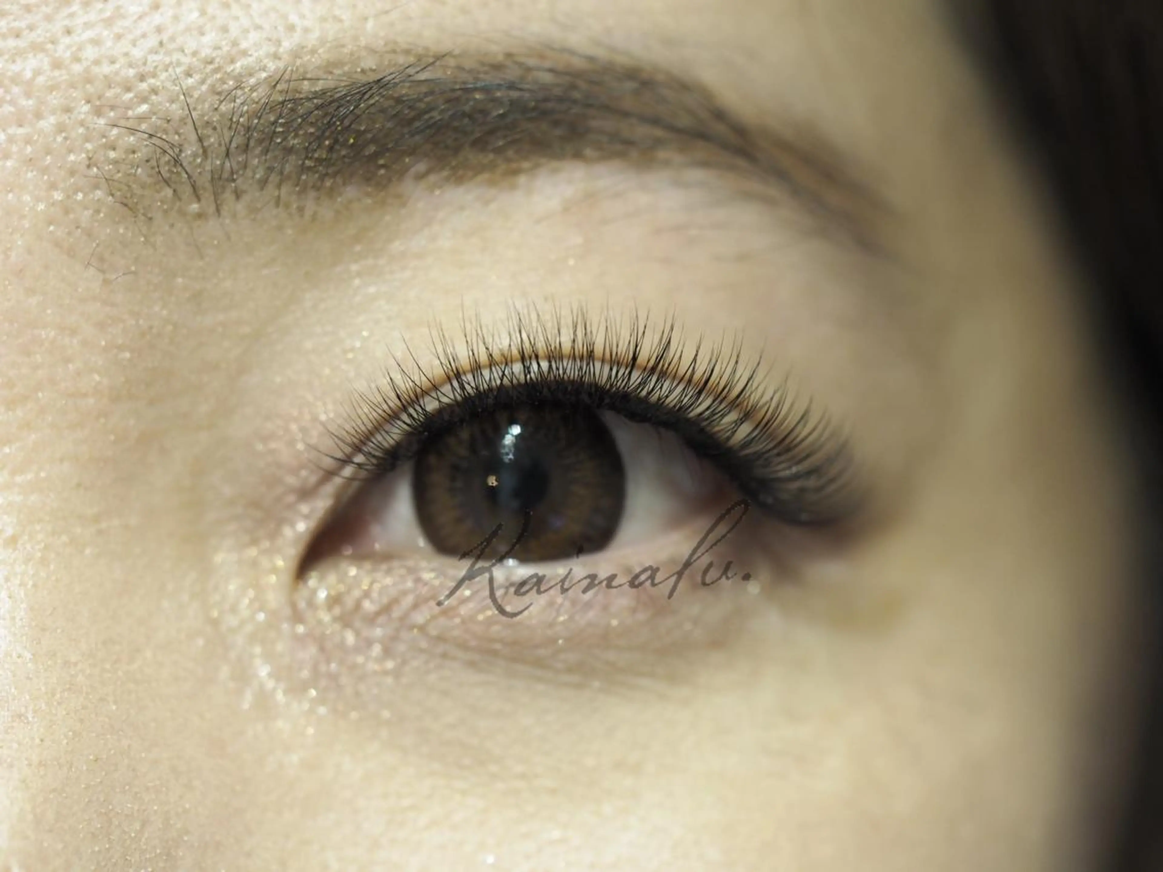 マツエク・マツパ ボリュームラッシュ KAINALU. アンドヘルシー専門のマツエク・マツパデザイン