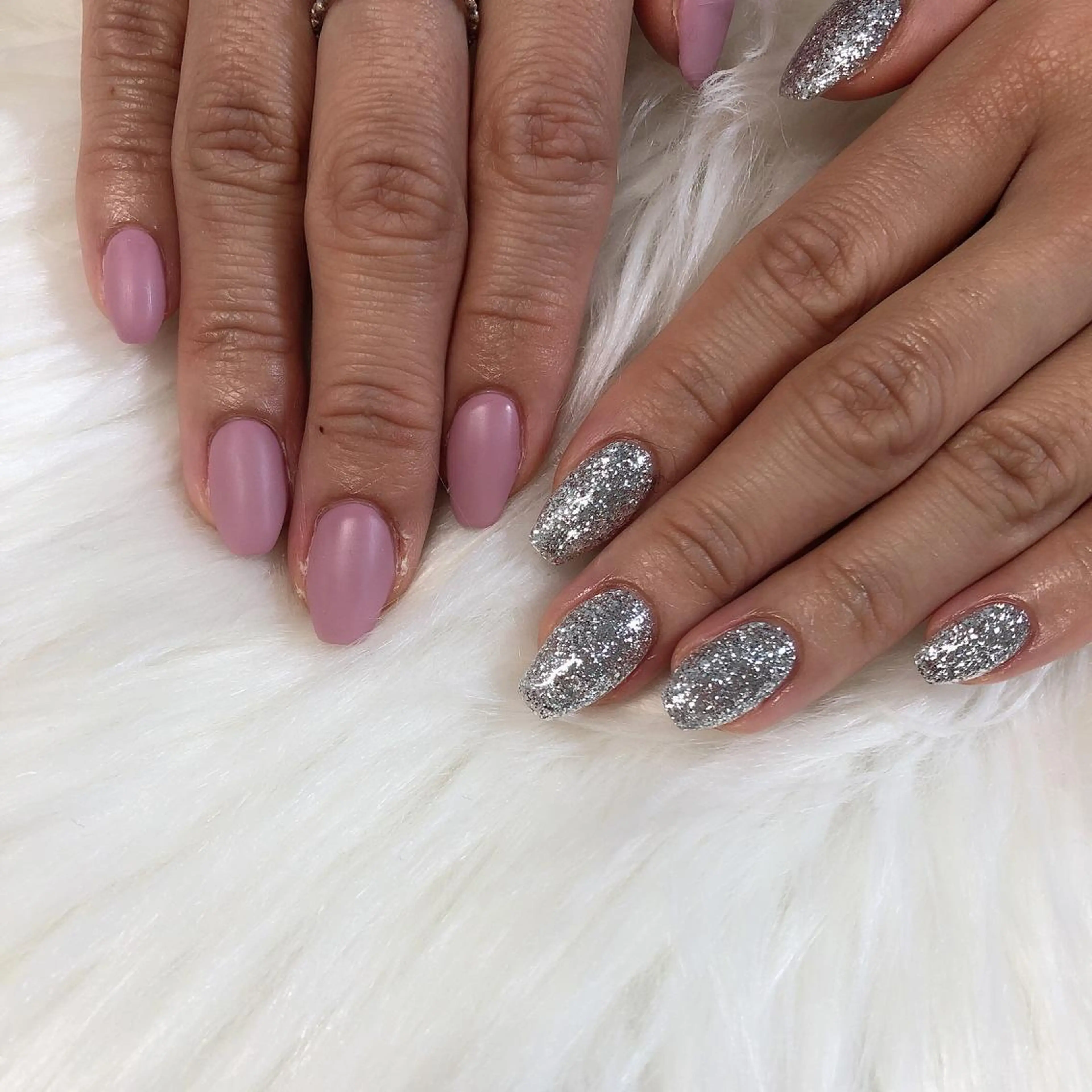 ネイル マットネイル ハンドネイル 西岡 杏のネイルデザイン