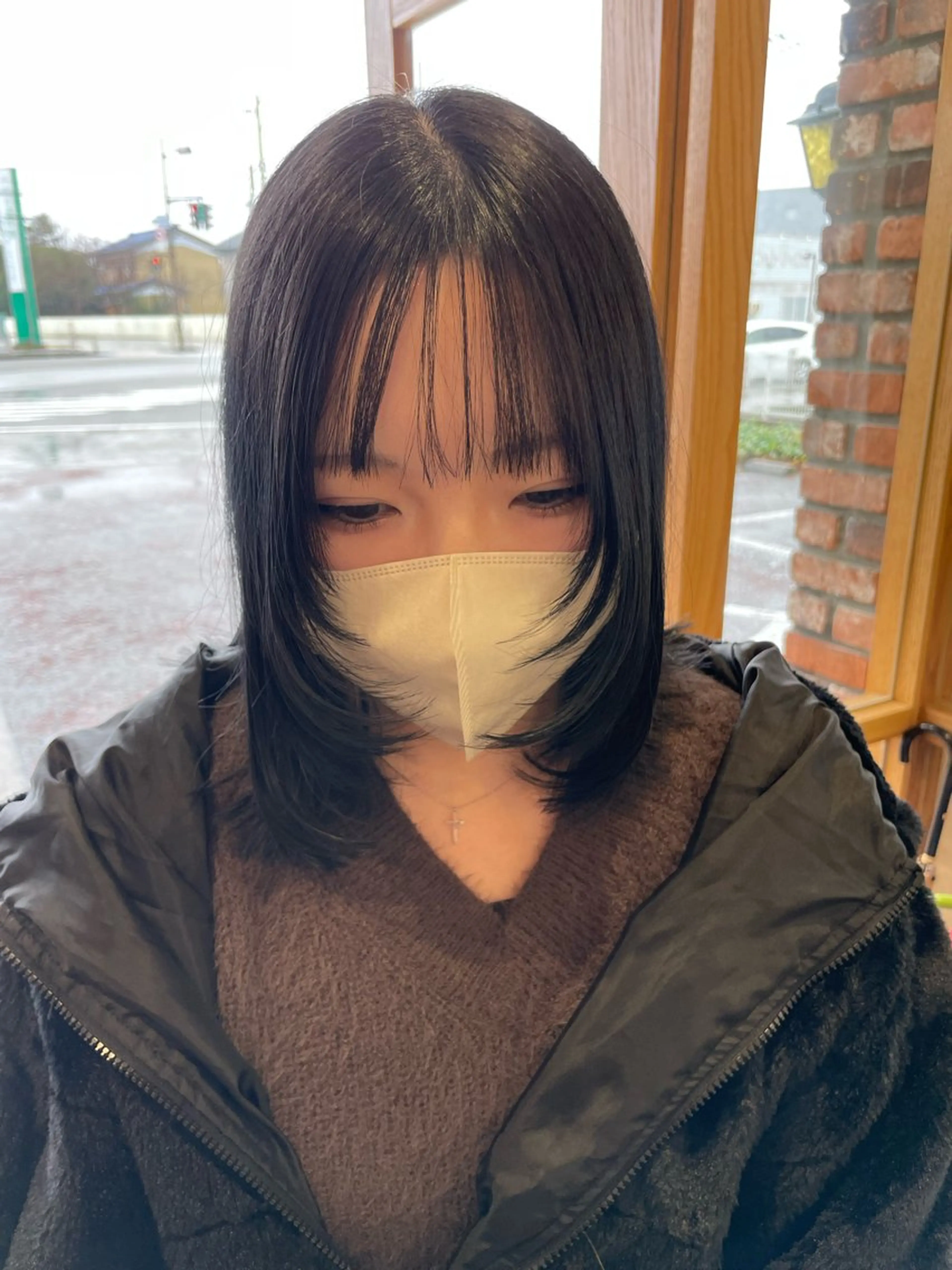 ミディアム 顔周りカット レイヤーカット 澤田 真凛のヘアスタイル