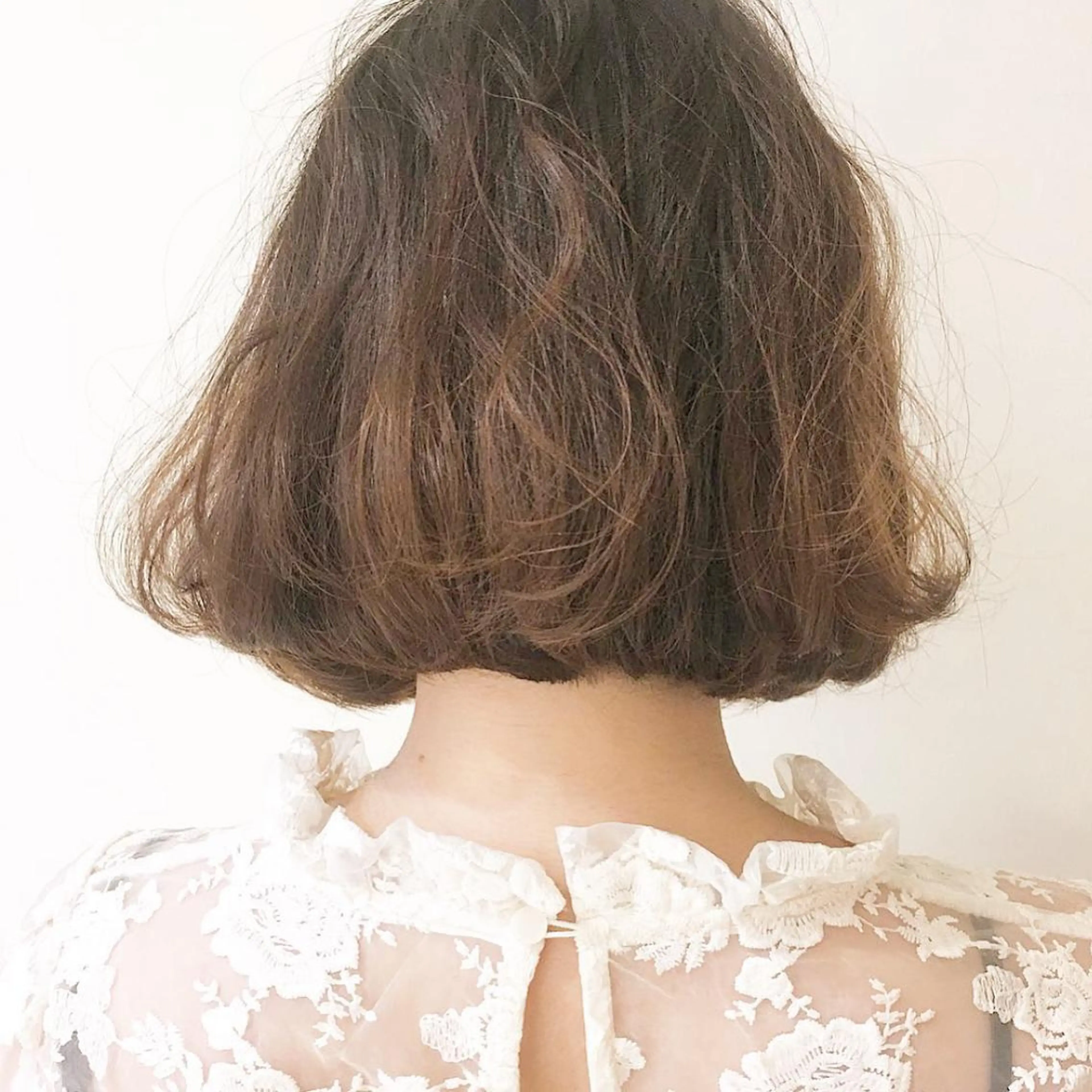 ミディアム パーマ セルフホワイトニング Ines渡辺リエのその他イメージ