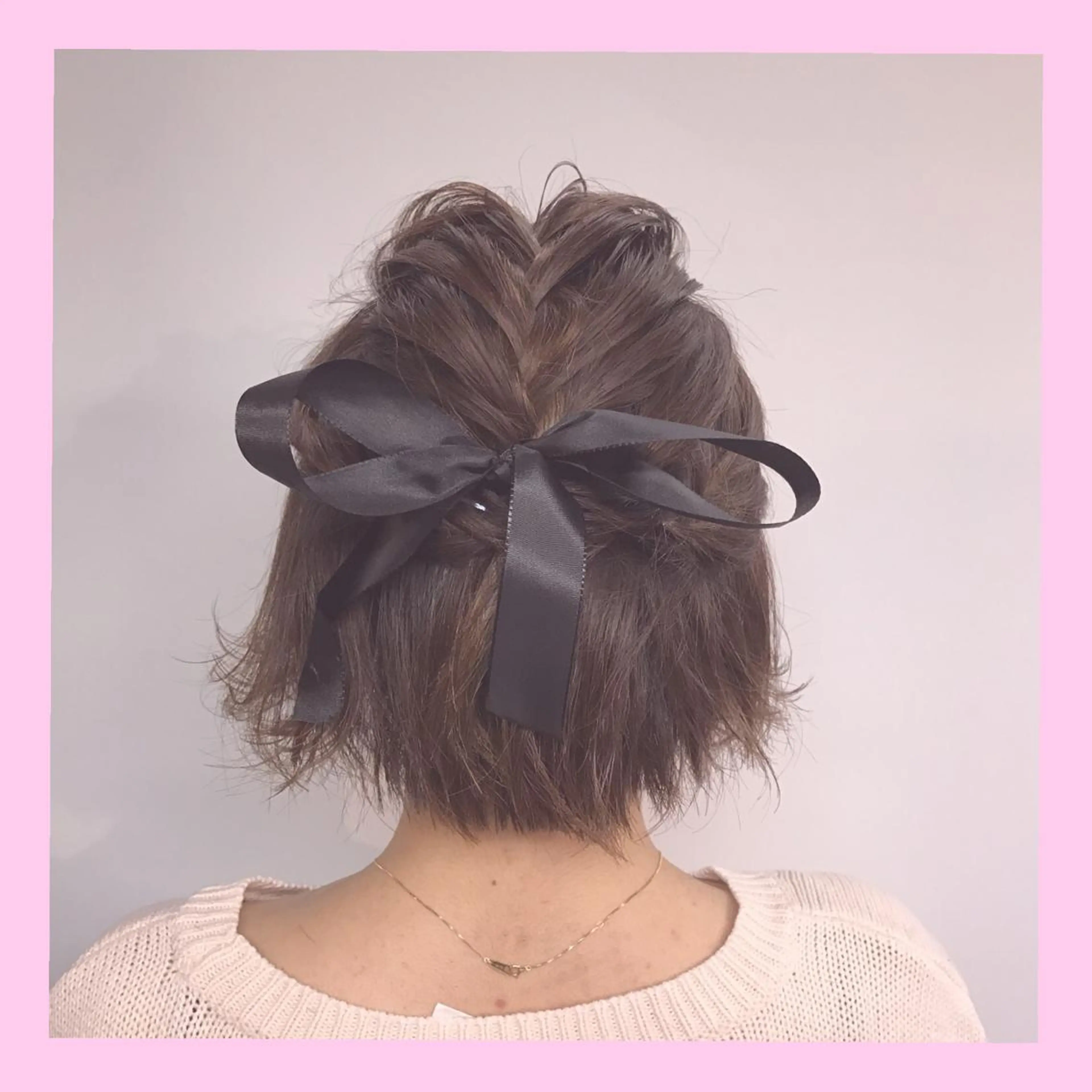 ショート ヘアアレンジ SHIN/レイヤー カット×クロスパーマのヘアスタイル