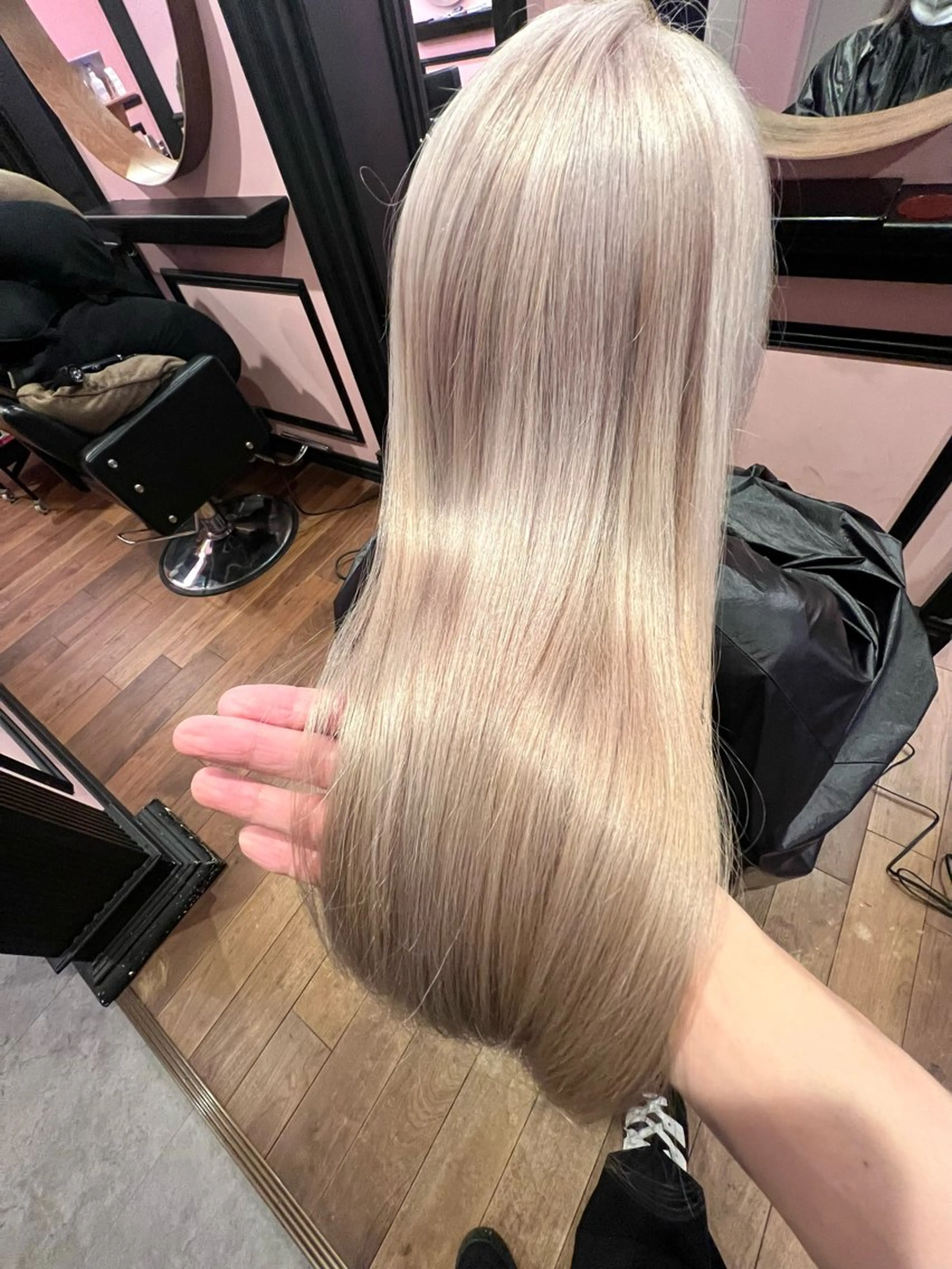 ロング カラー カット ヘアカラー トリートメント トレンドヘア🩶 艶髪🩶yoshiのヘアスタイル