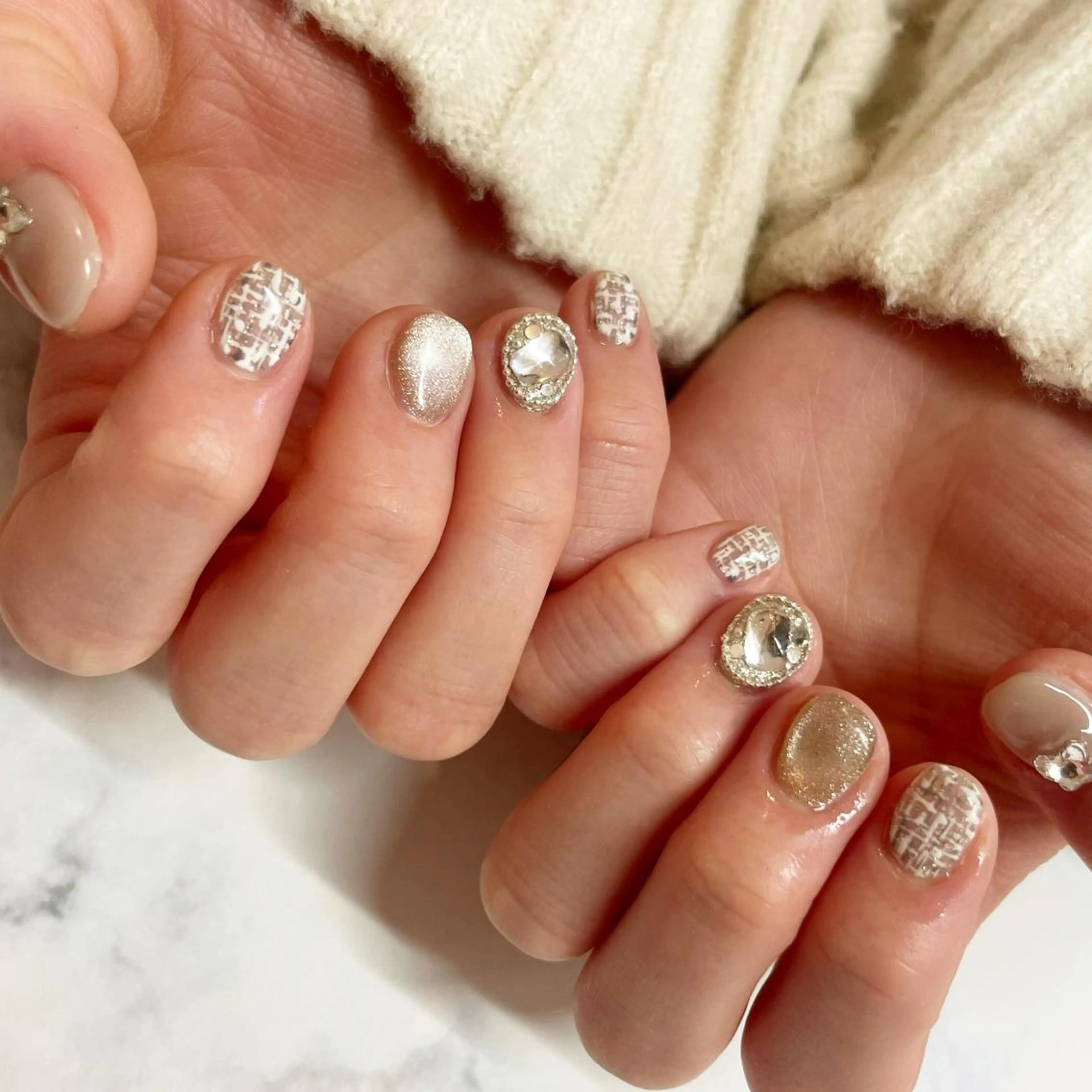 ネイル キラキラネイル ツイードネイル Classy: Mizukiのネイルデザイン