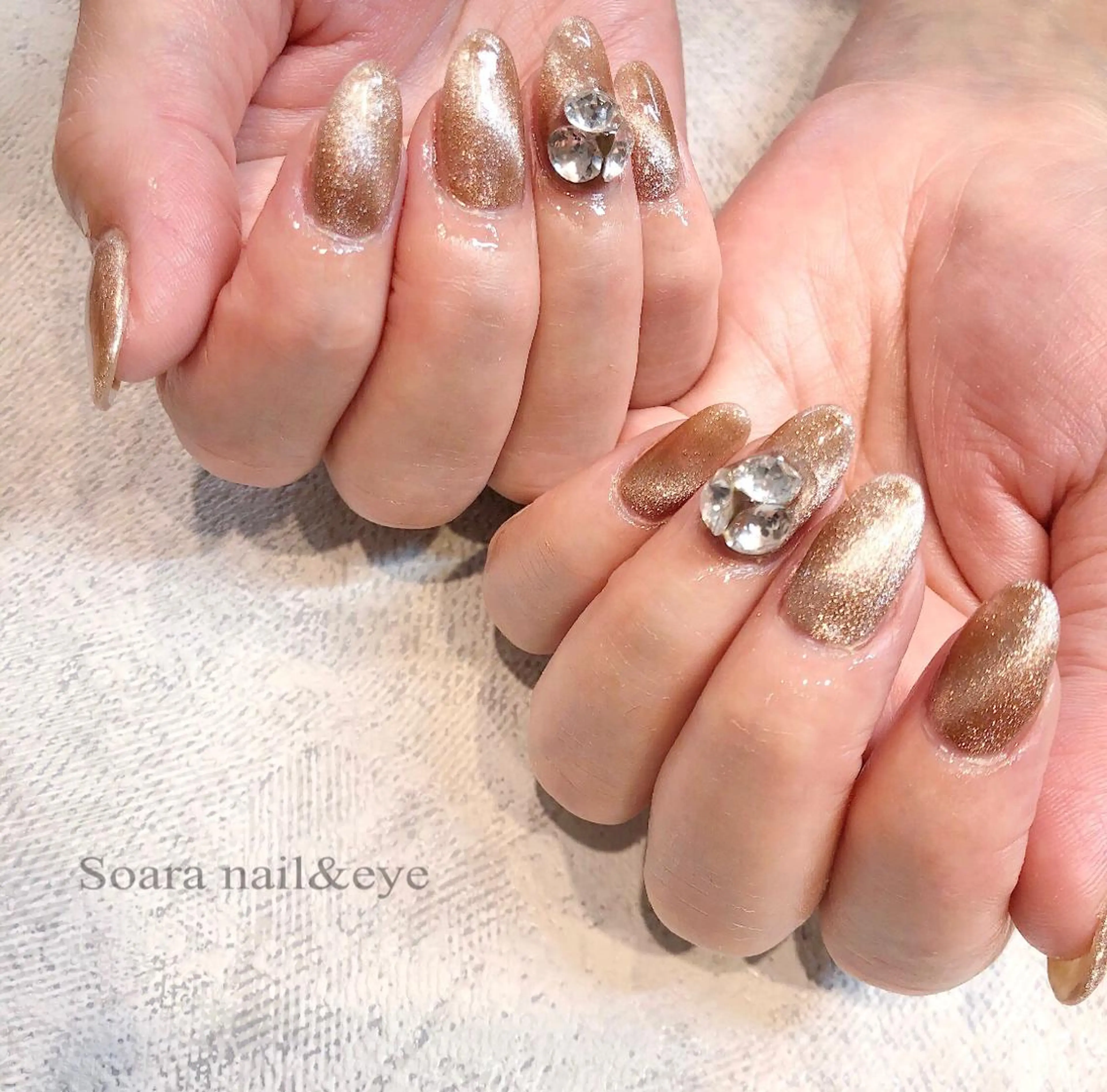 ネイル Salon Cleve所属・T. maoのネイルデザイン