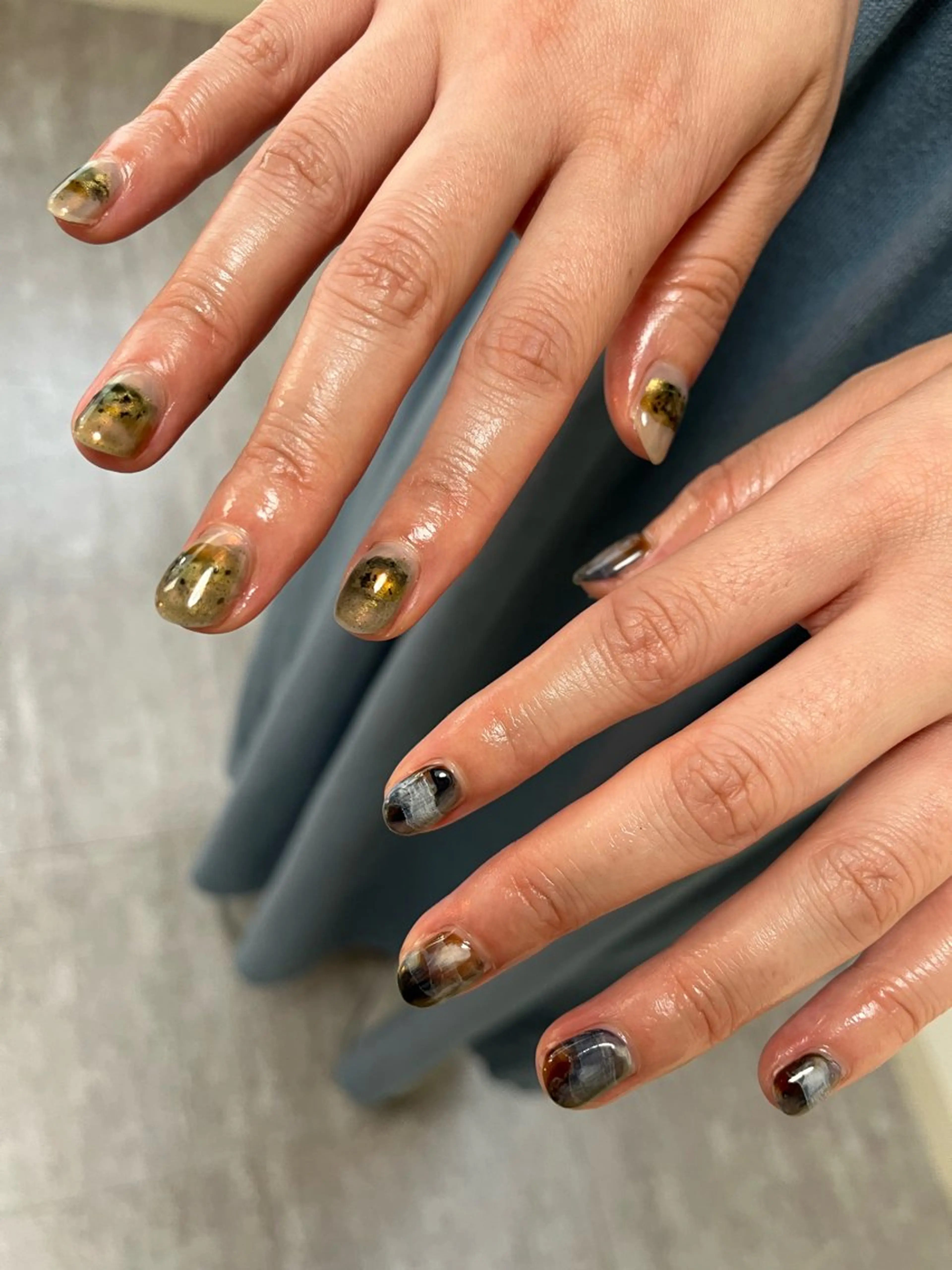 ネイル ハンドネイル une／YUKINA 🫧大人nuanceのネイルデザイン