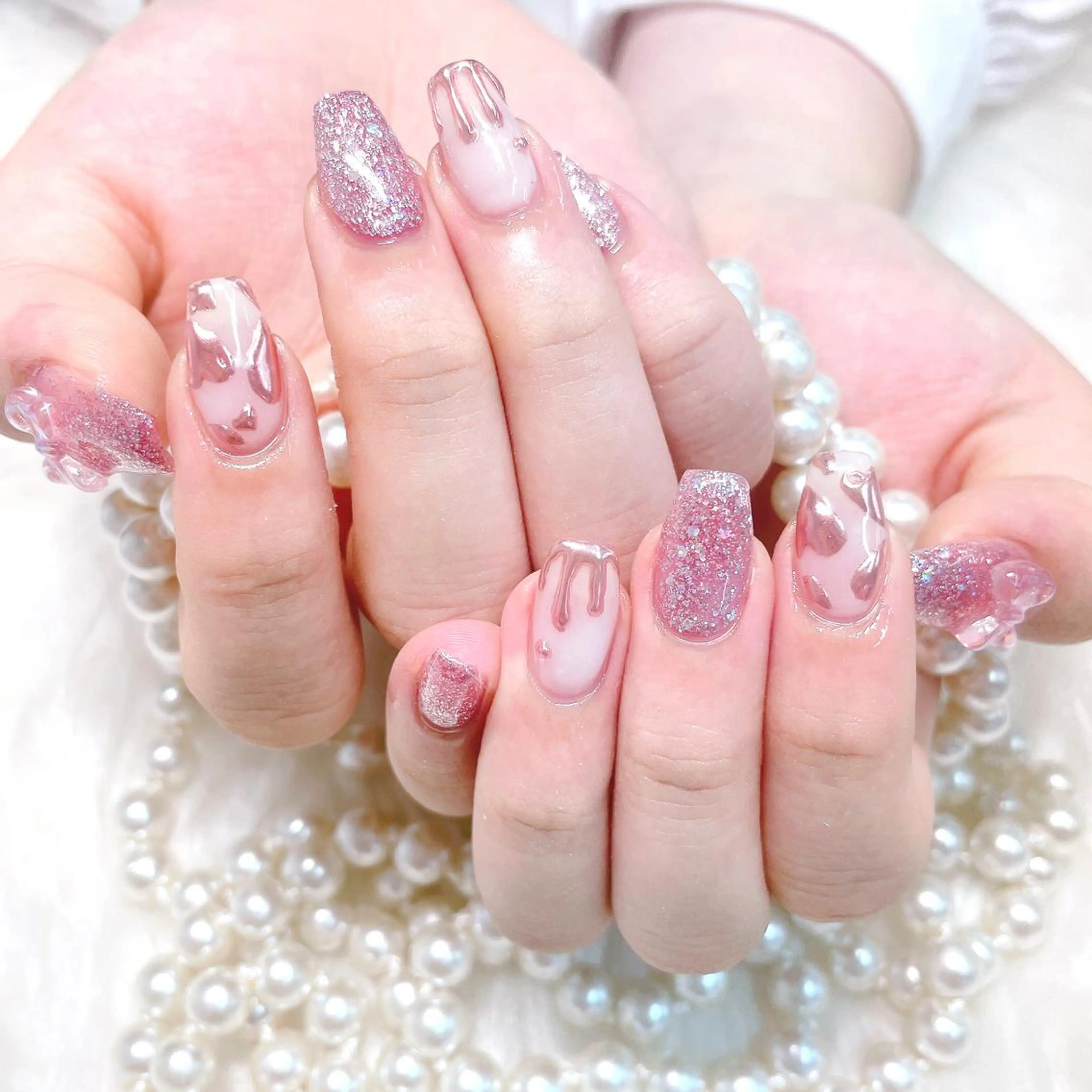 ネイル Go  Today シェアサロン 新宿Gratia店所属・杉山 栞のネイルデザイン