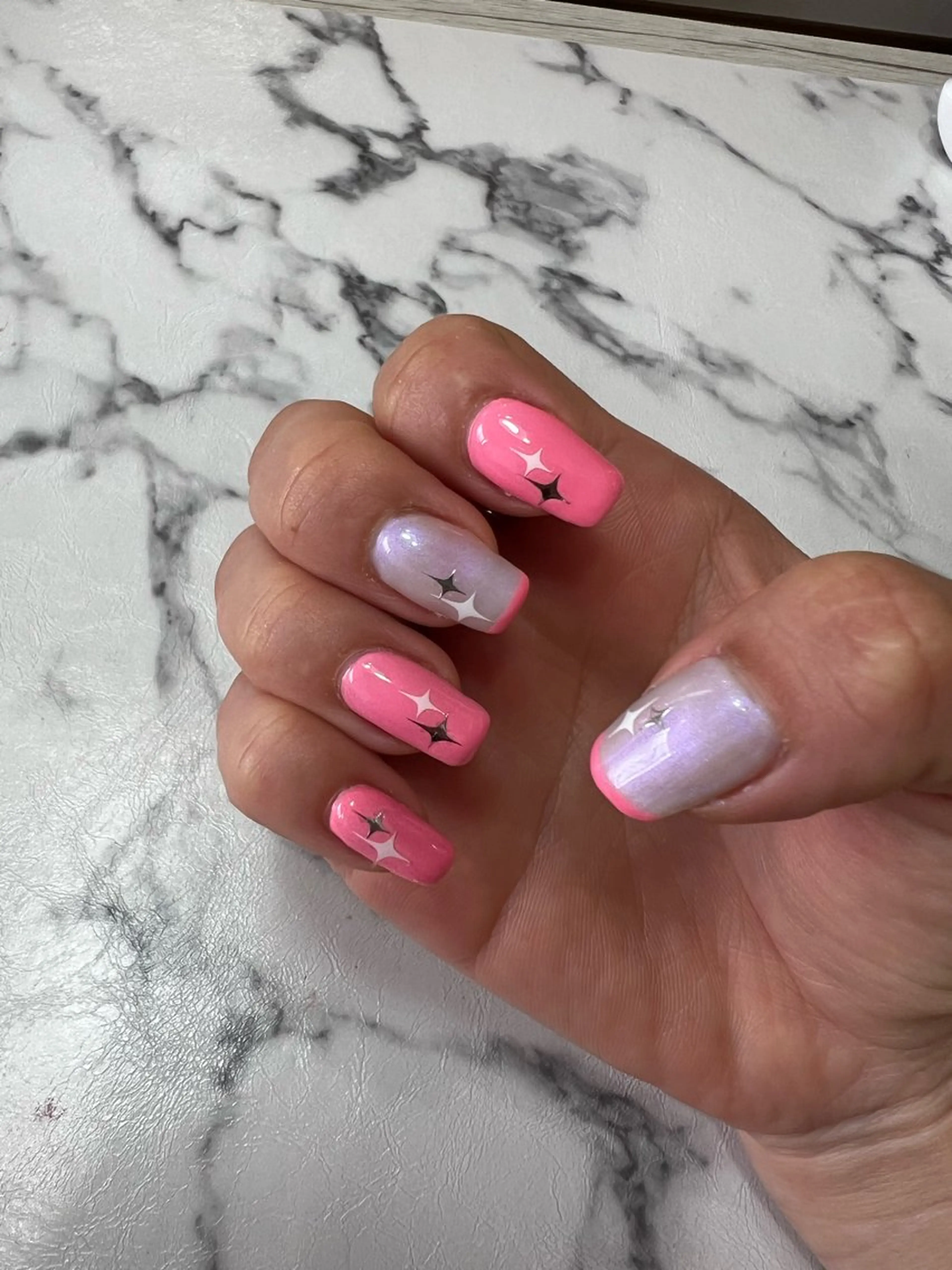 ネイル Luminous ⭐︎のネイルデザイン