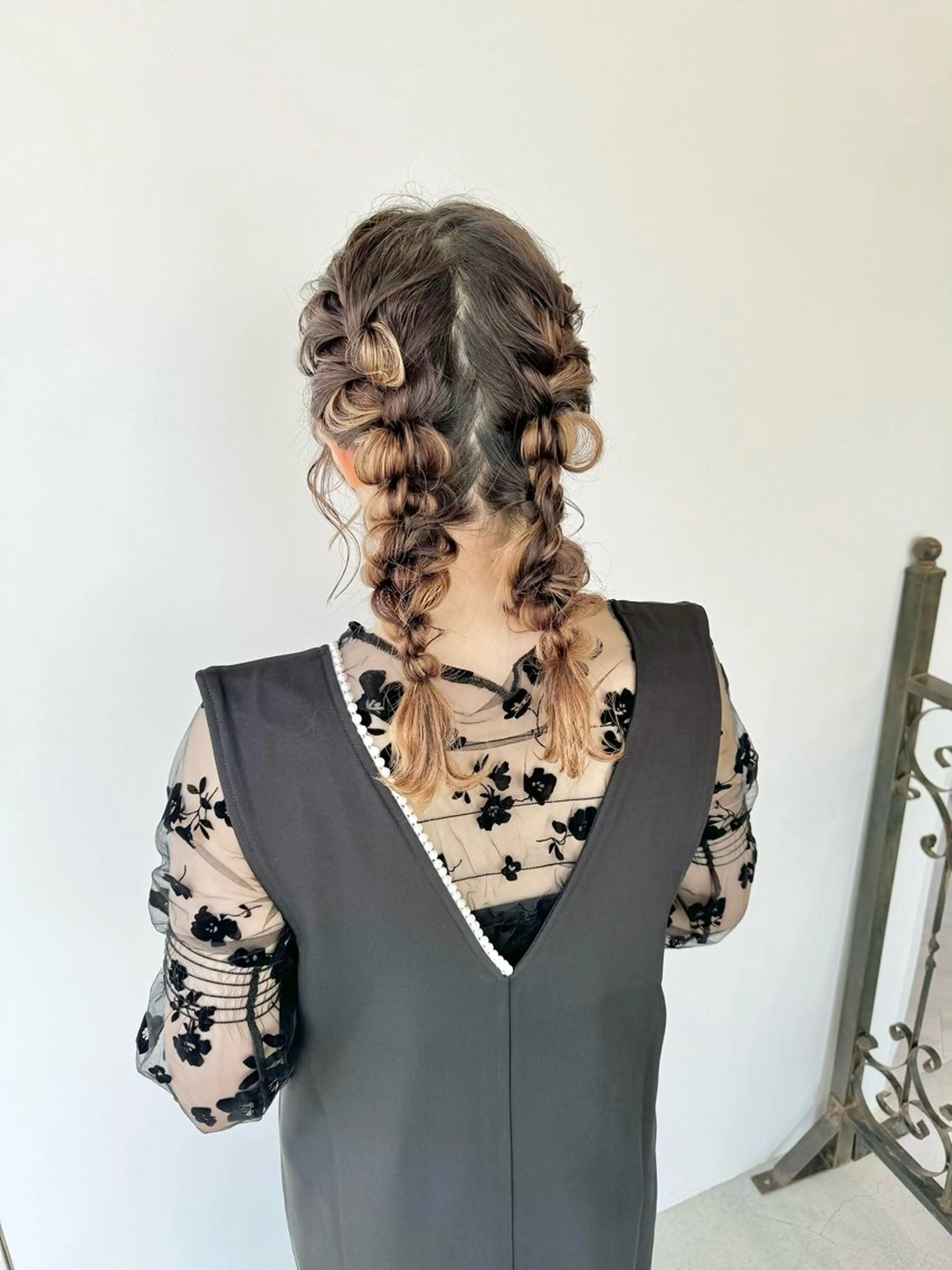 セミロング 佐藤 結花のヘアスタイル