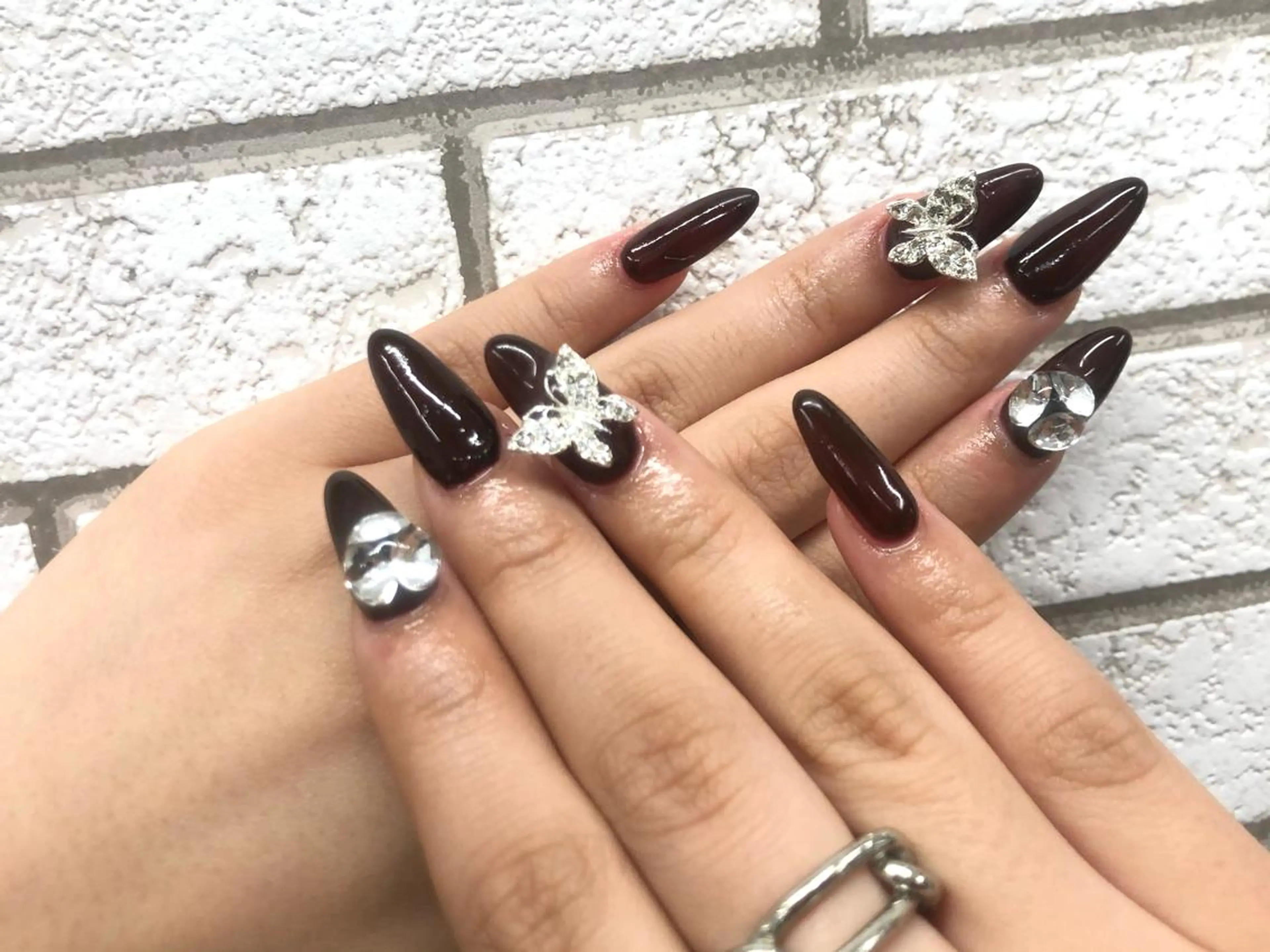 ネイル 成人式 アクア ライズのネイルデザイン