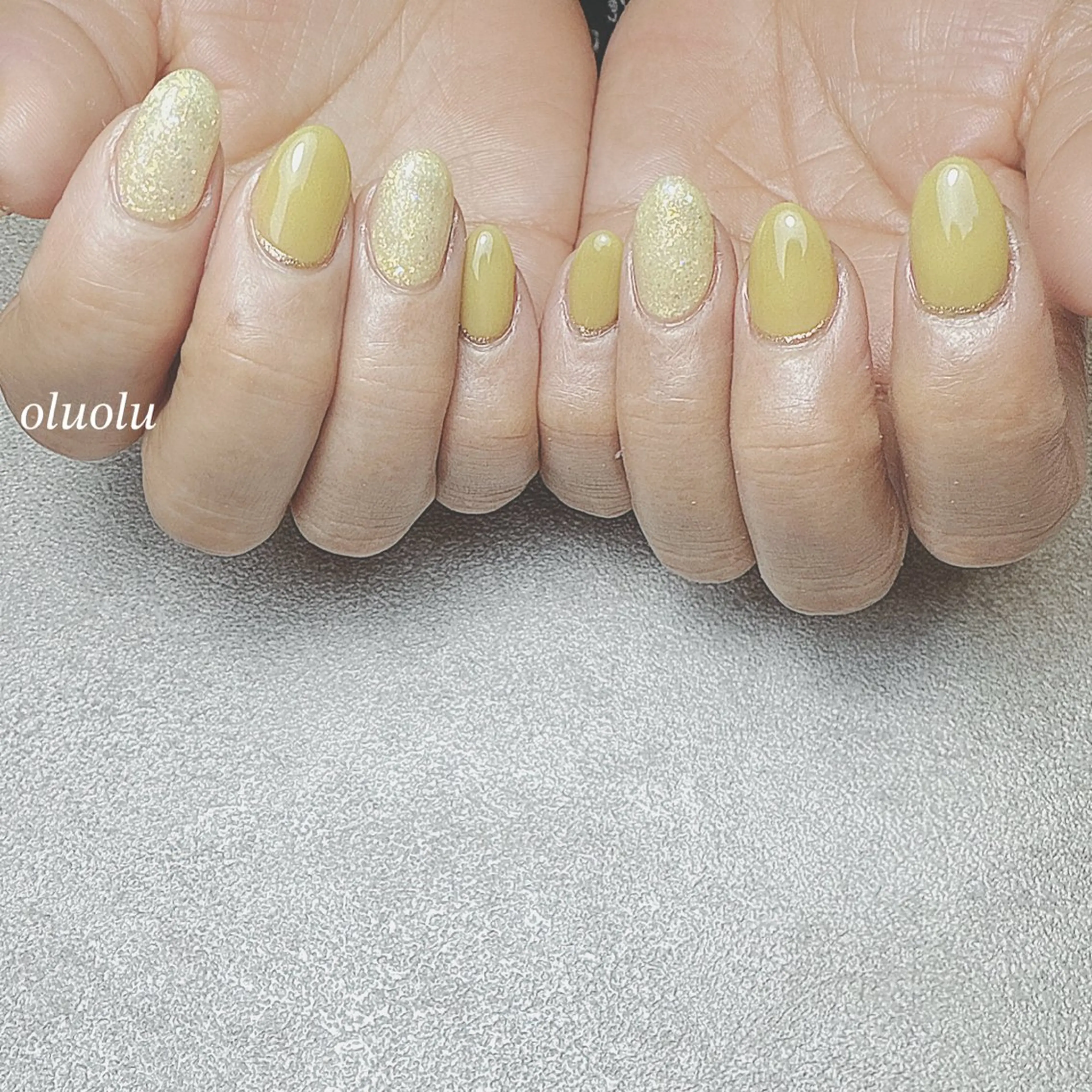 ネイル アートネイル フットネイル ワンカラーネイル シンプルネイル 黄色 大村 紬華のネイルデザイン