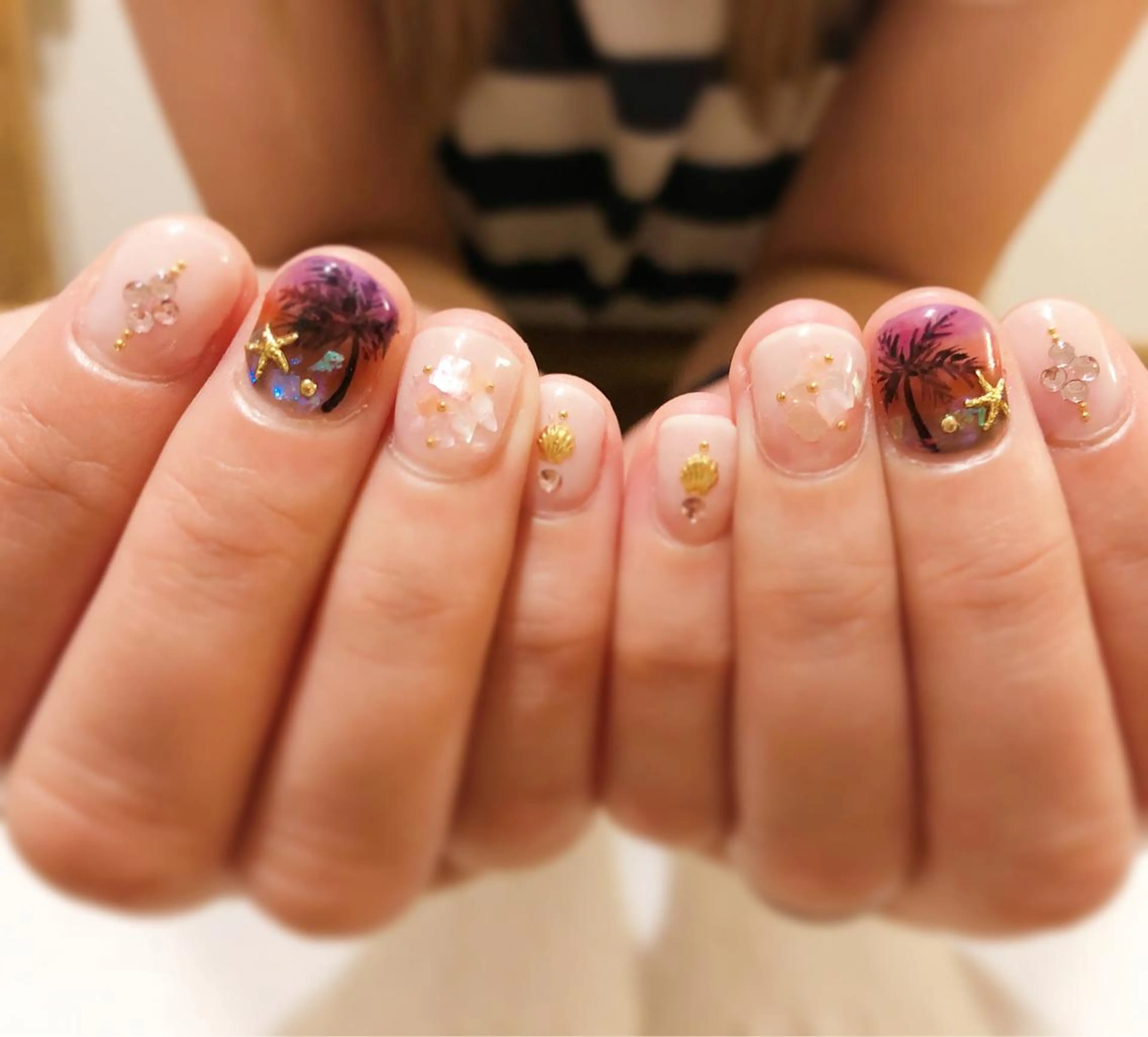 ネイル にじいろ nailのネイルデザイン